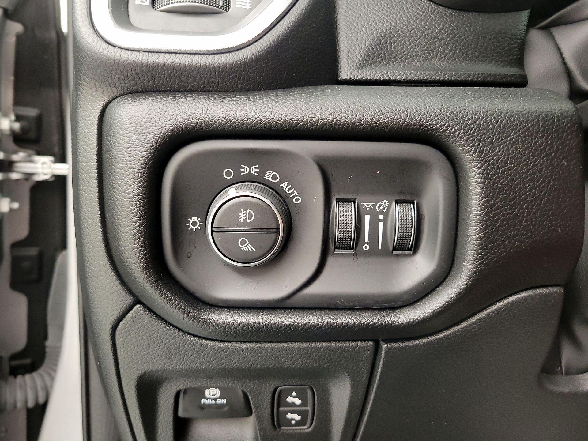 Thumbnail: 2023 RAM 1500 - 13