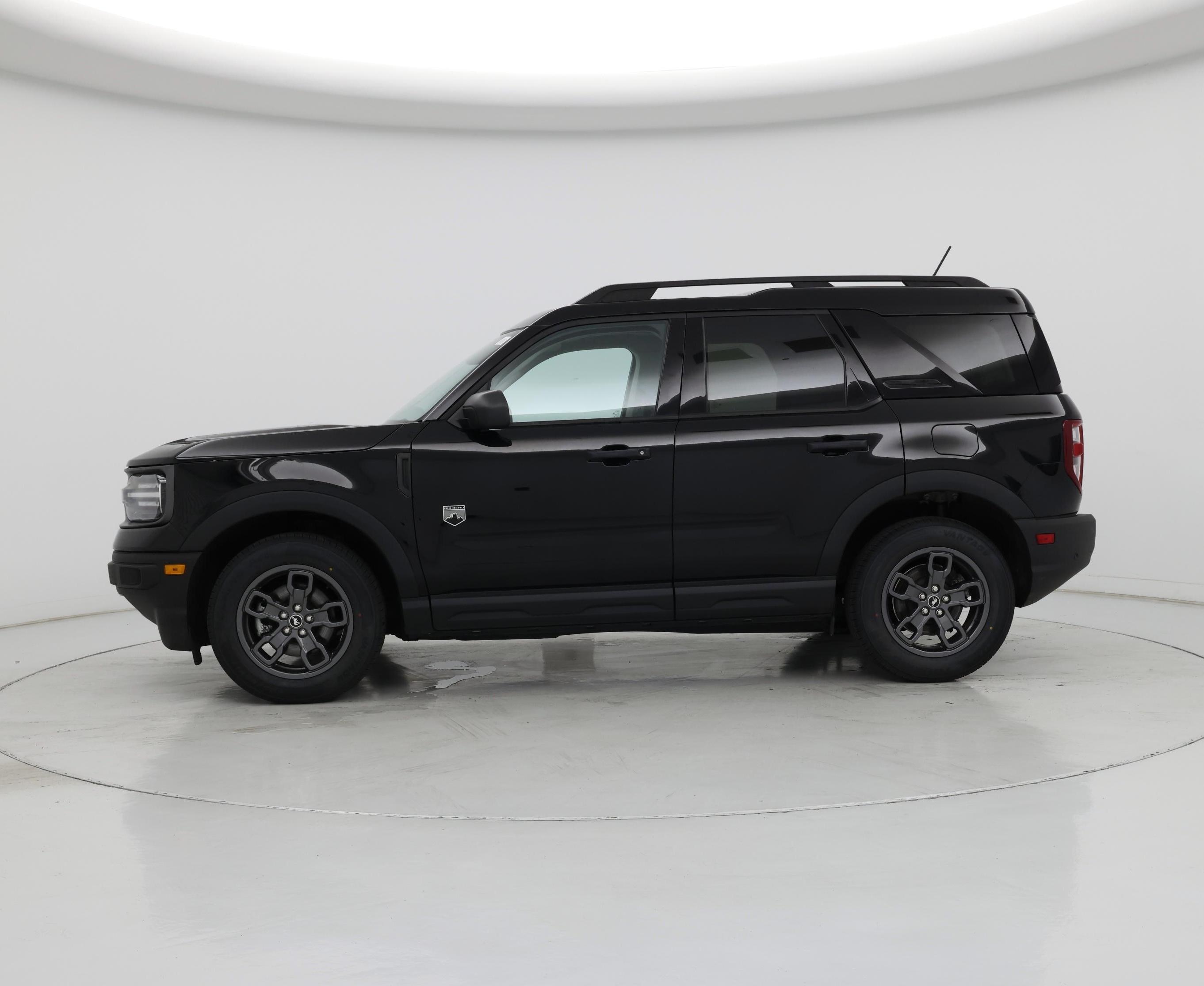 Thumbnail: 2023 Ford Bronco Sport - 3