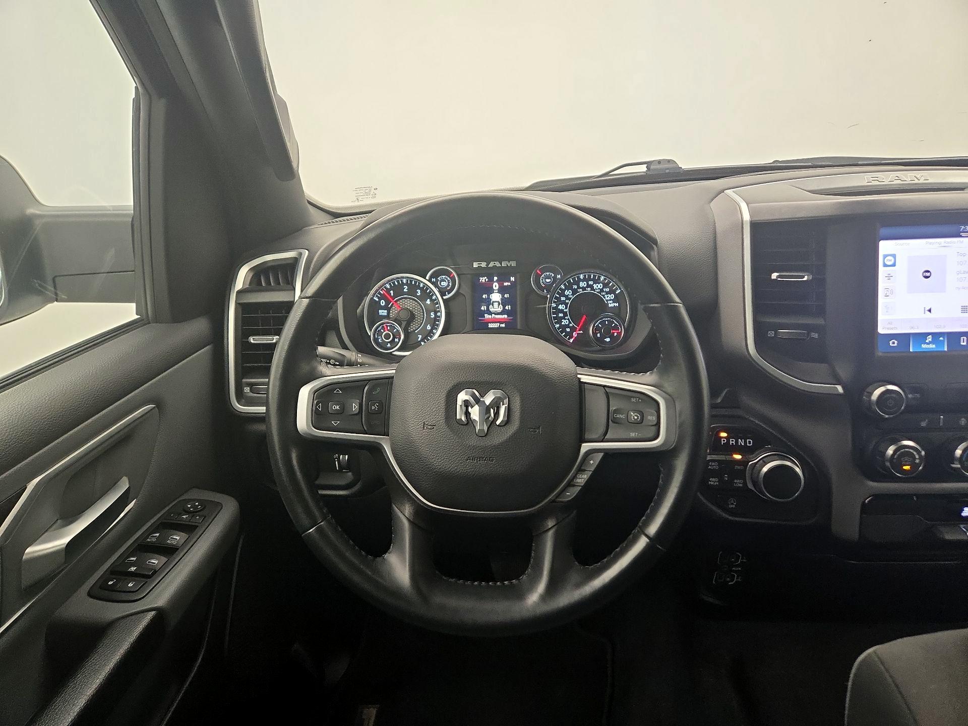 Thumbnail: 2023 RAM 1500 - 10