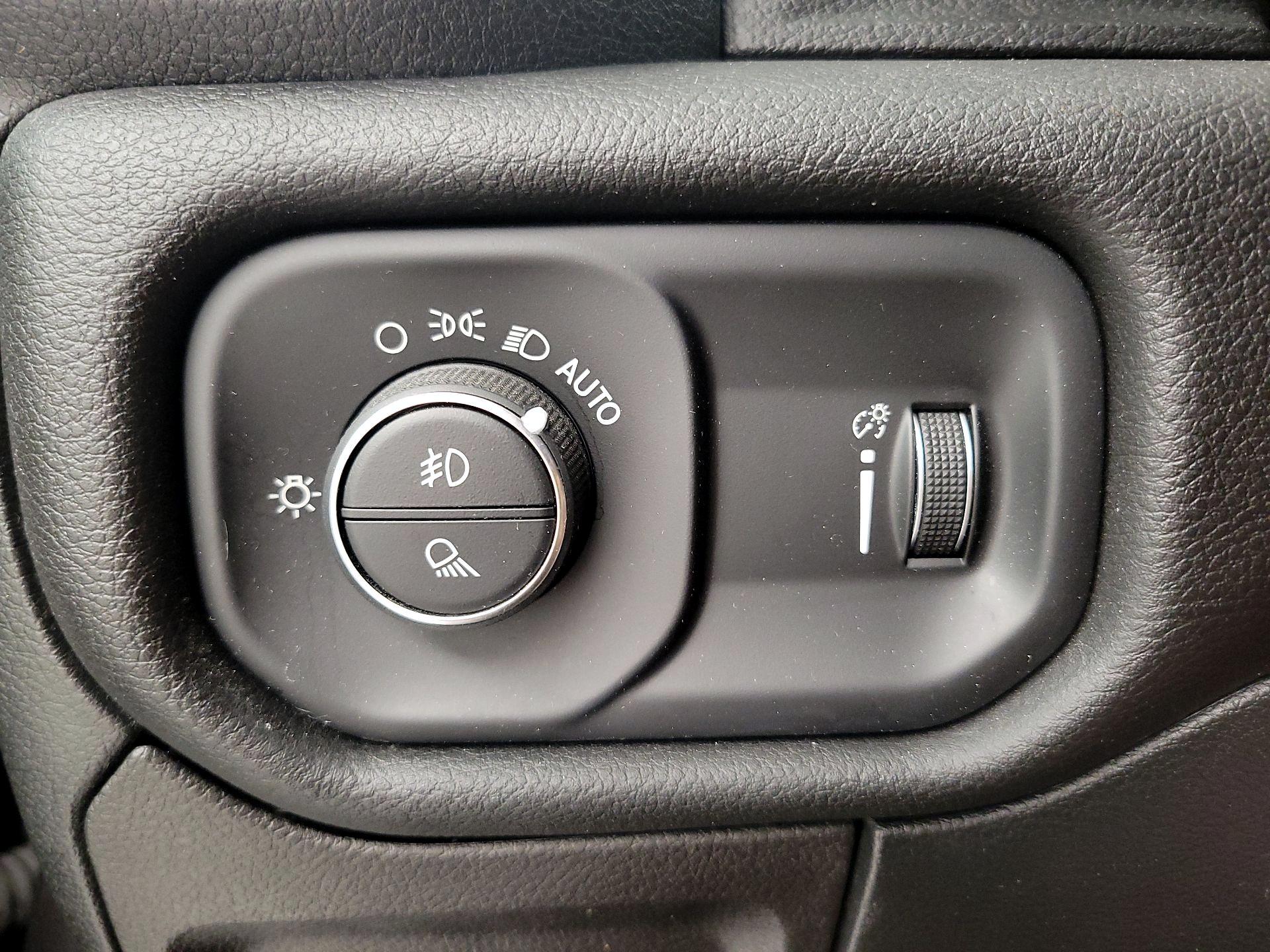 Thumbnail: 2023 RAM 1500 - 13