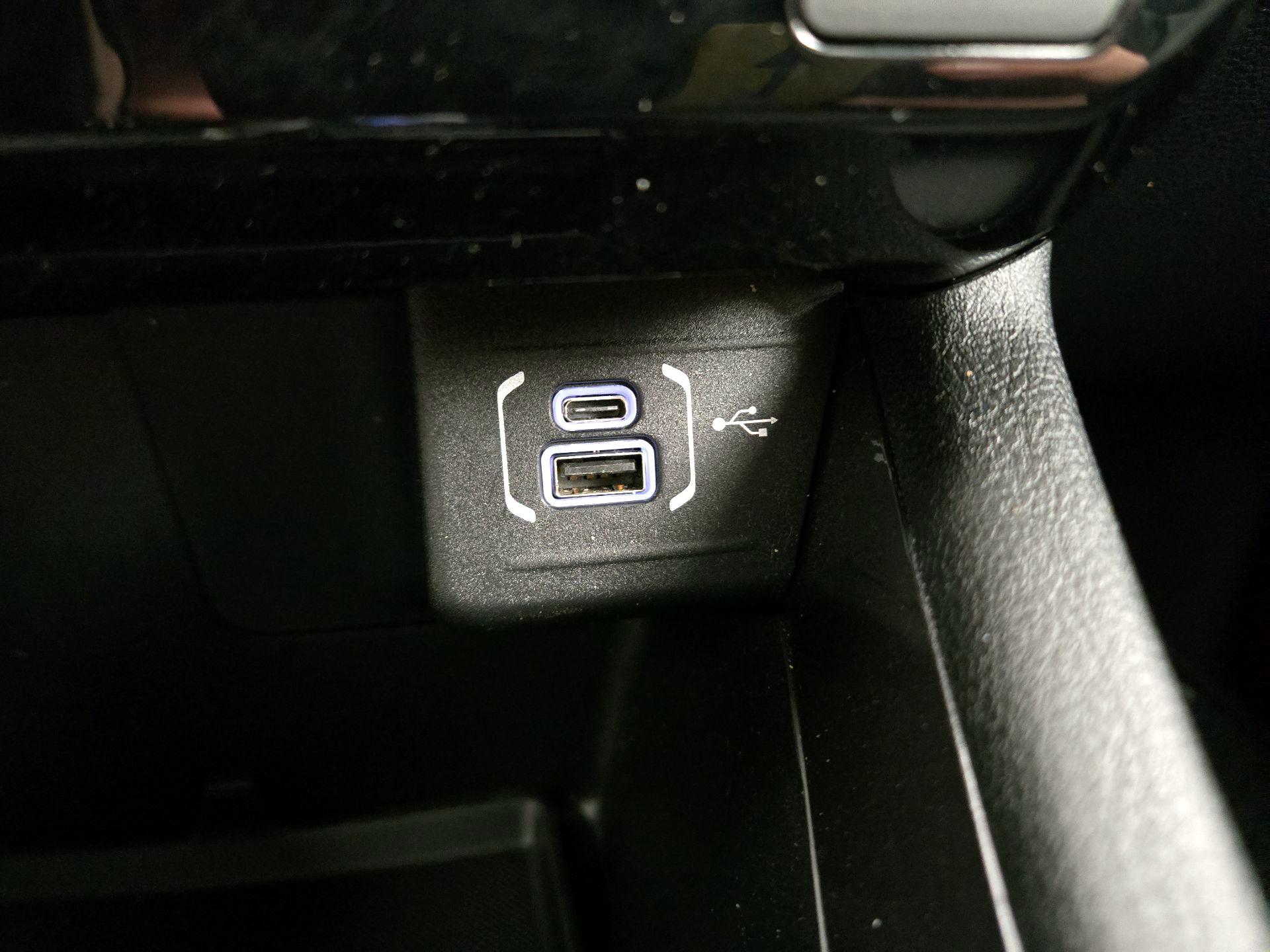 Thumbnail: 2022 Jeep Compass - 18