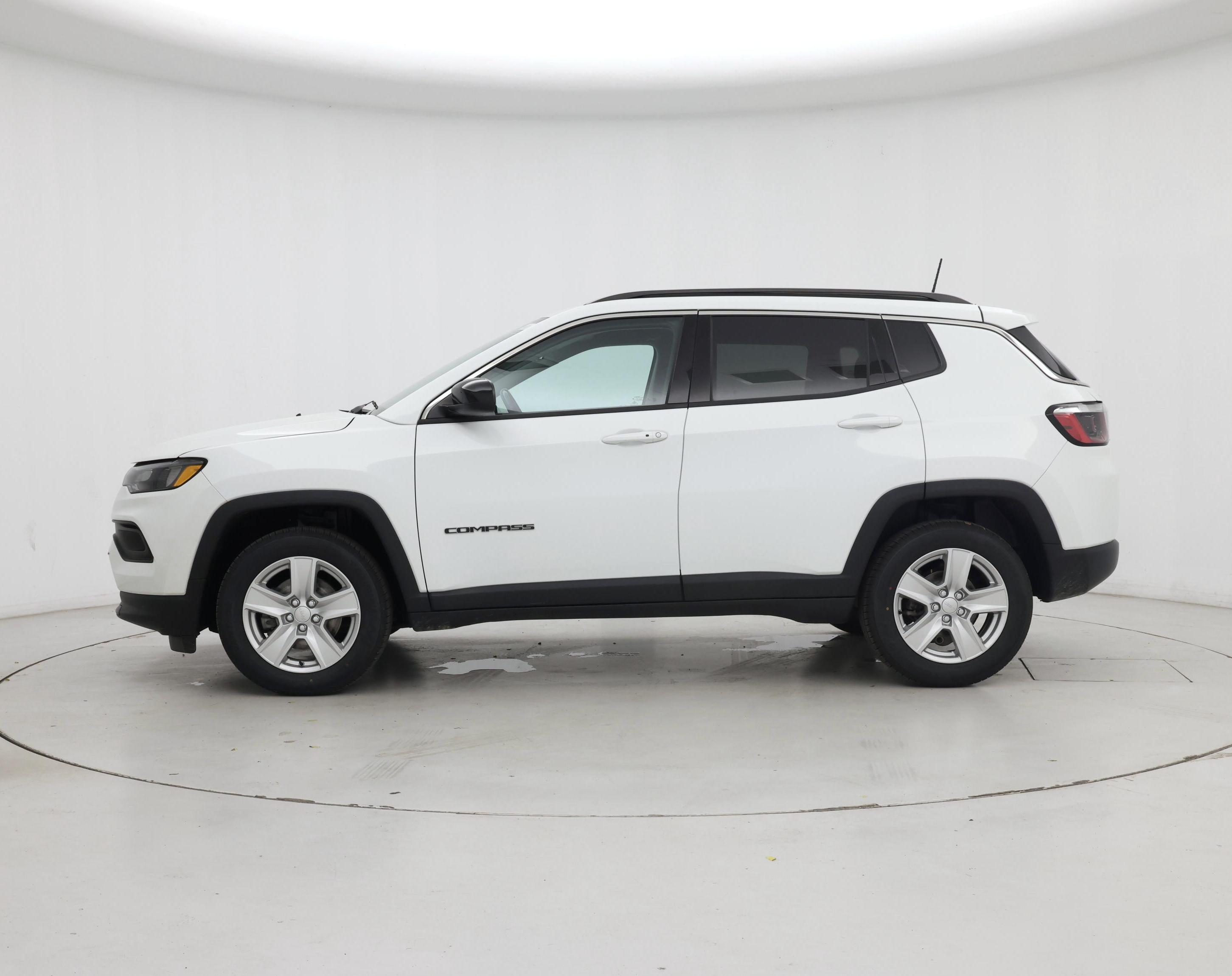 Thumbnail: 2022 Jeep Compass - 3