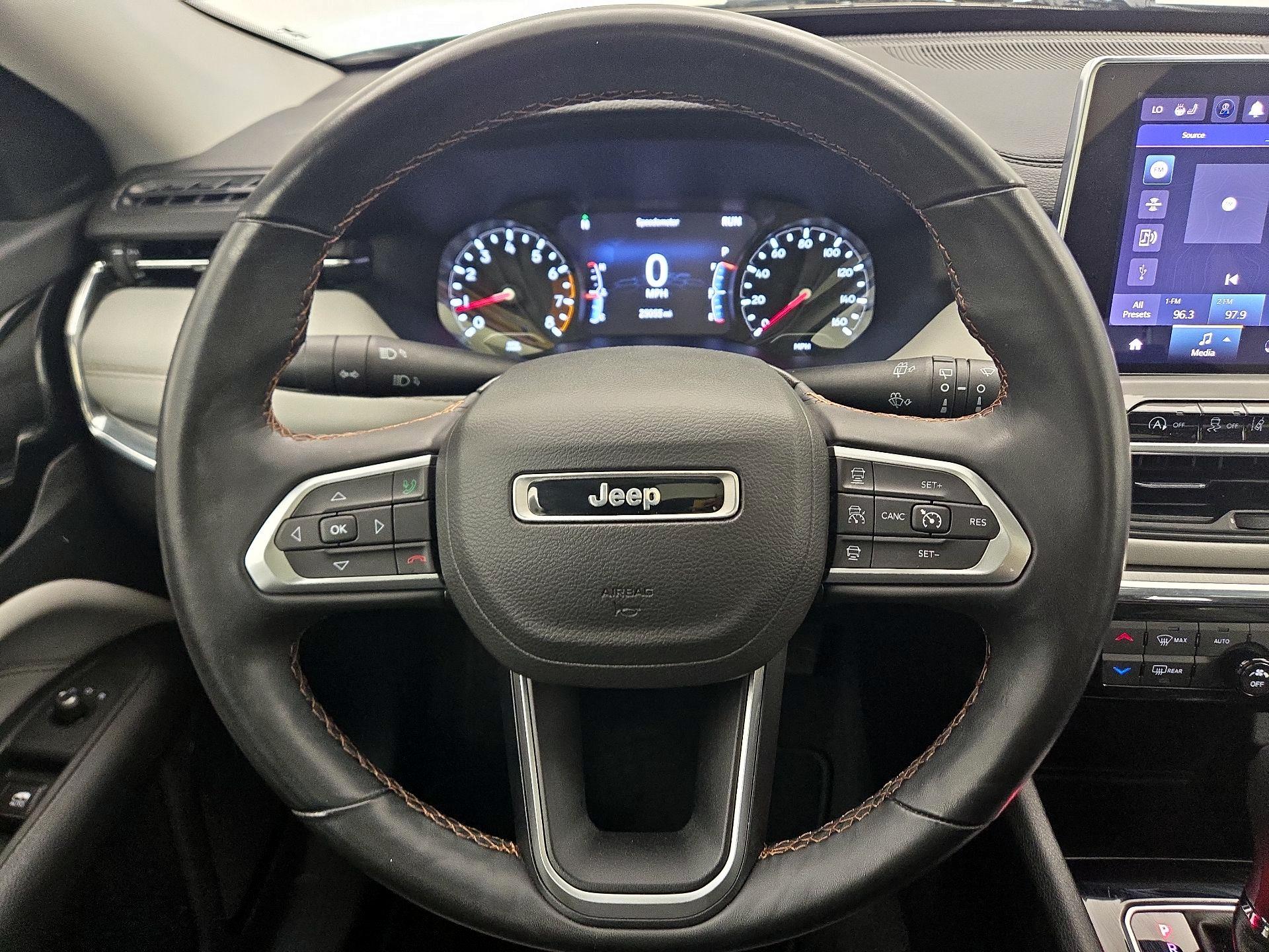 Thumbnail: 2022 Jeep Compass - 10