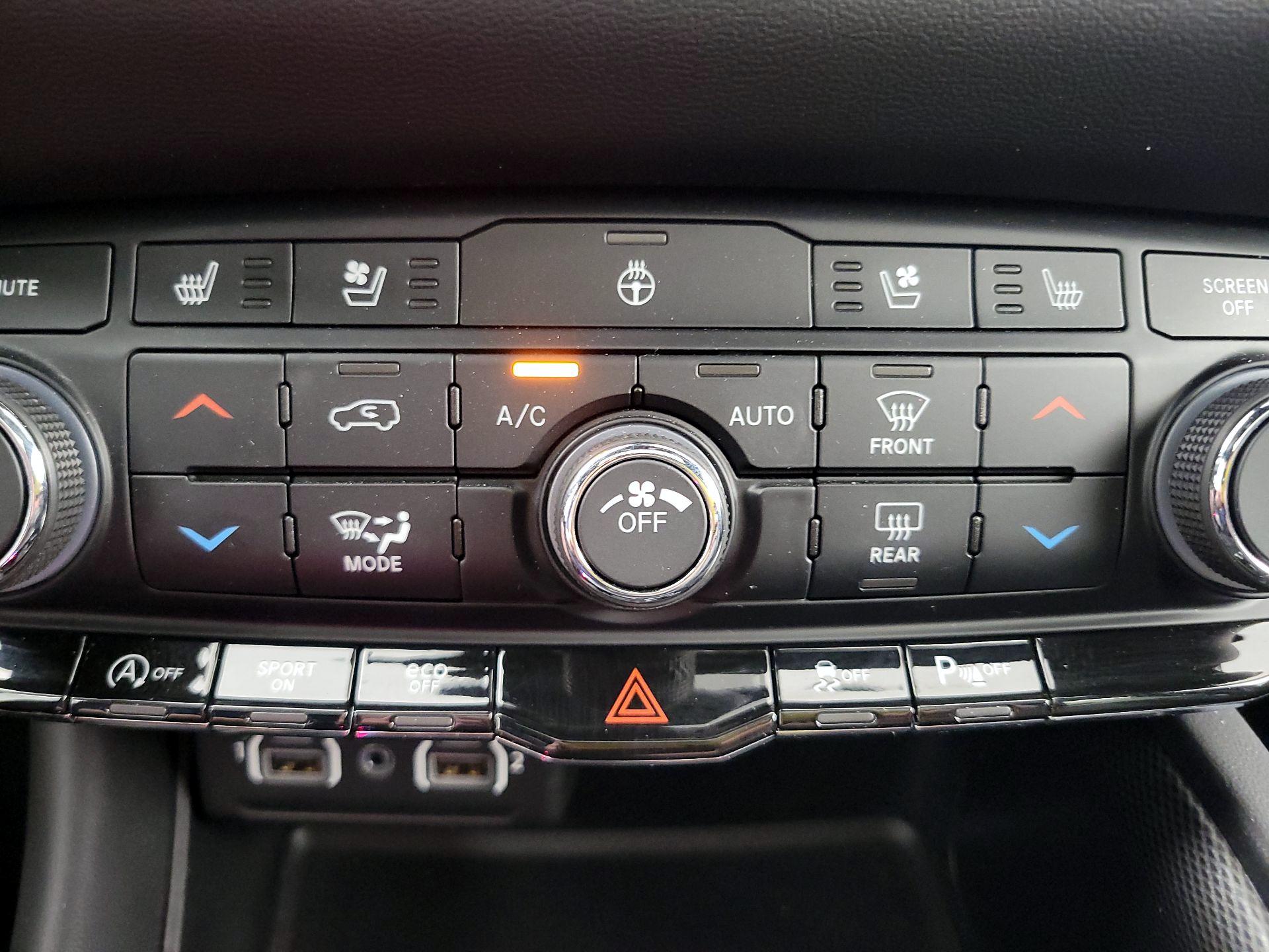 Thumbnail: 2023 Dodge Durango - 17