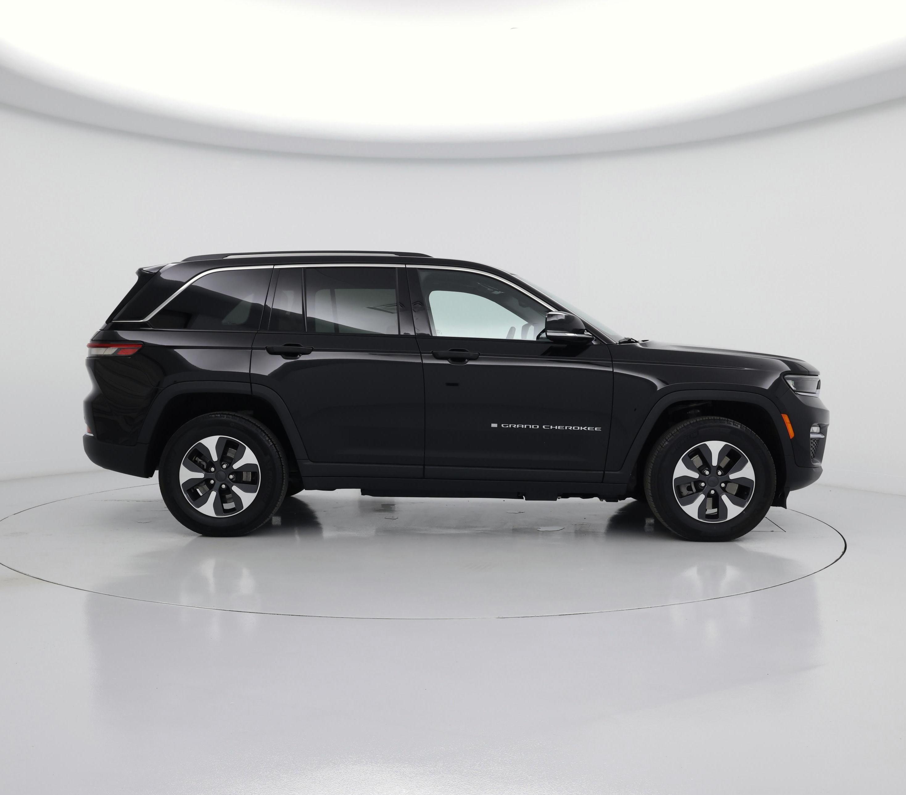 Thumbnail: 2022 Jeep Grand Cherokee - 7