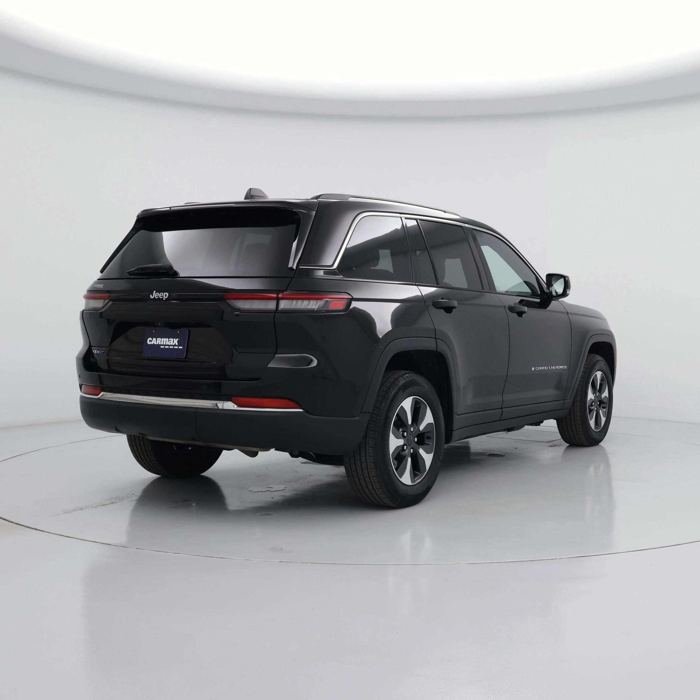 Thumbnail: 2022 Jeep Grand Cherokee - 8