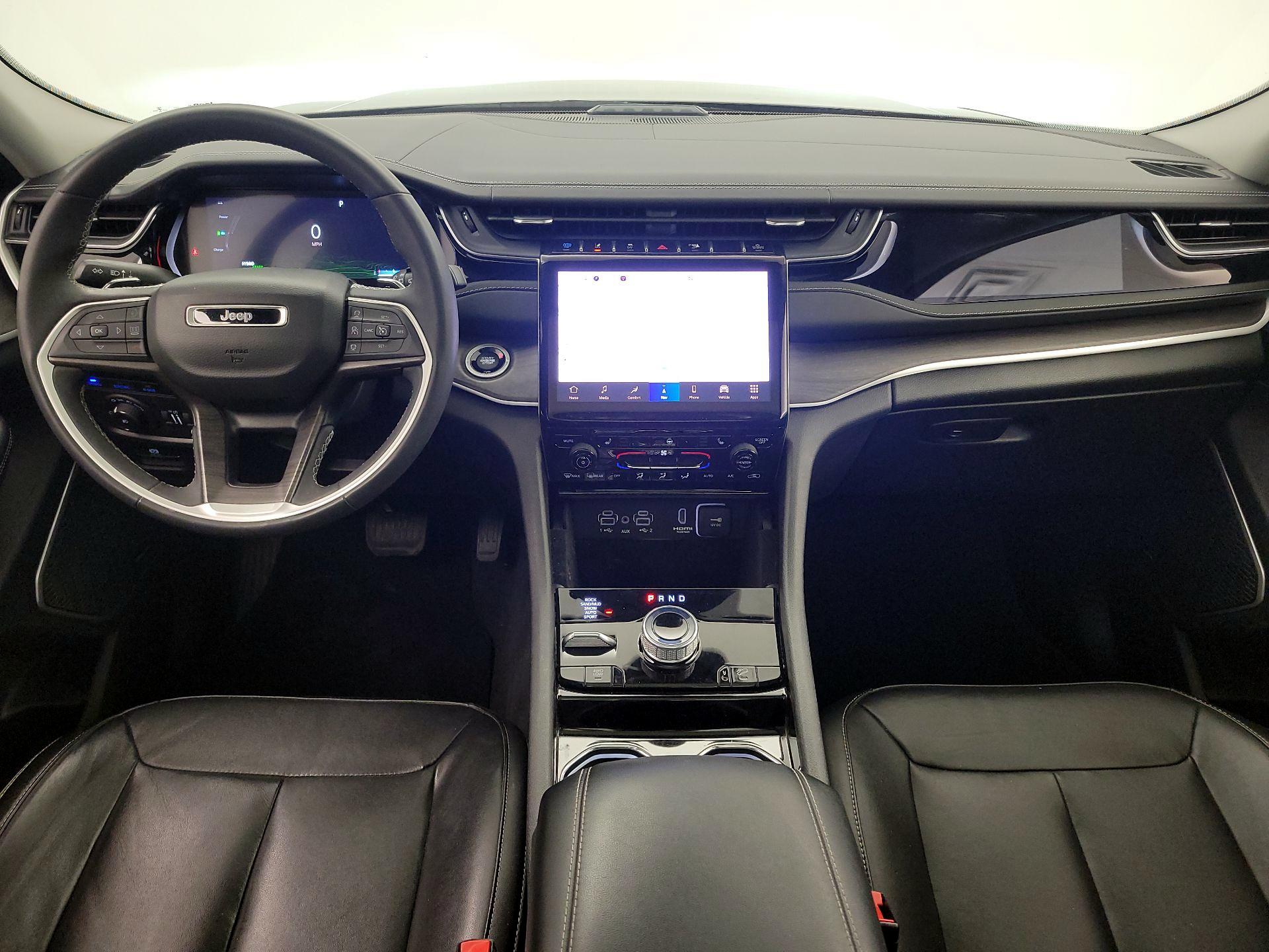 Thumbnail: 2022 Jeep Grand Cherokee - 9