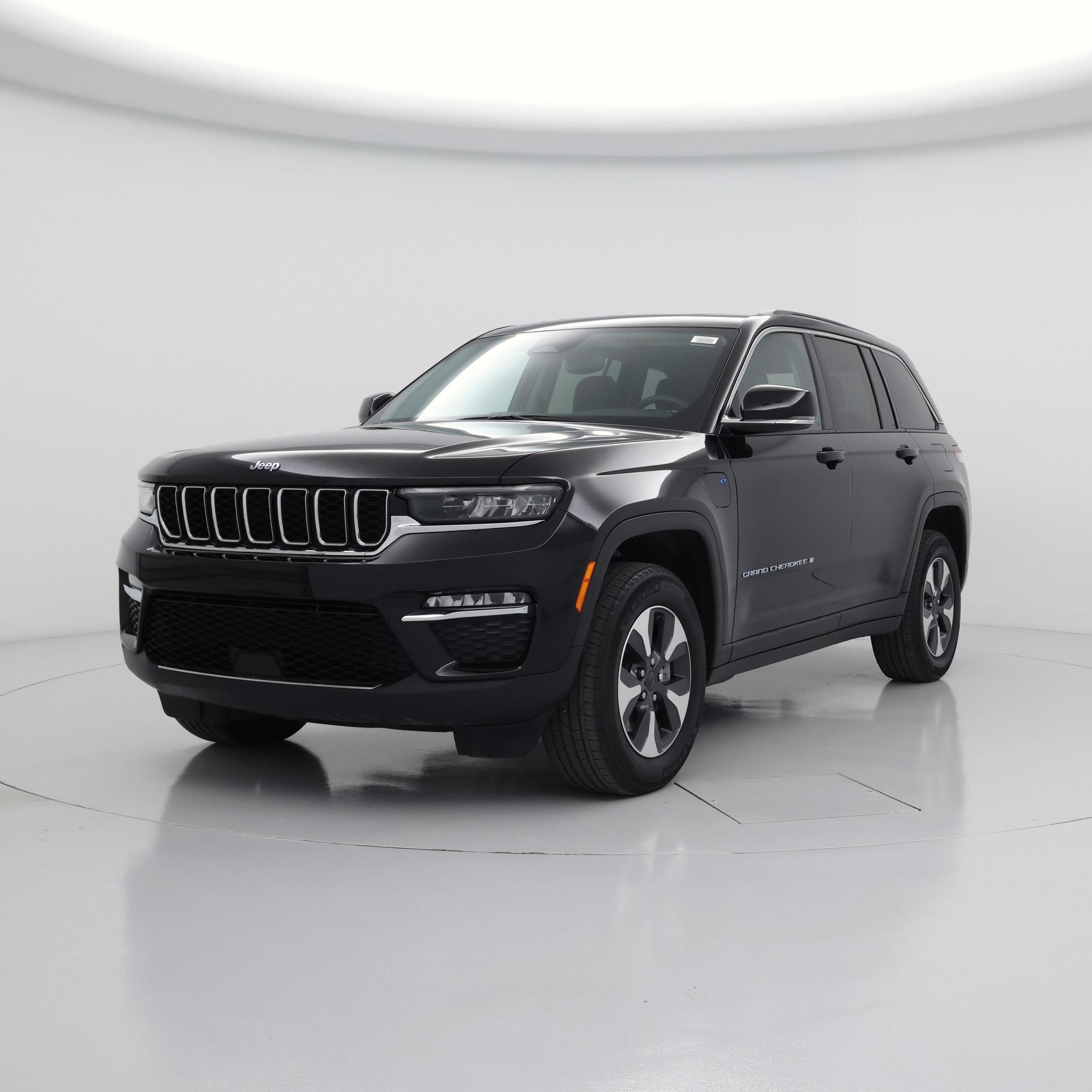 Thumbnail: 2022 Jeep Grand Cherokee - 4