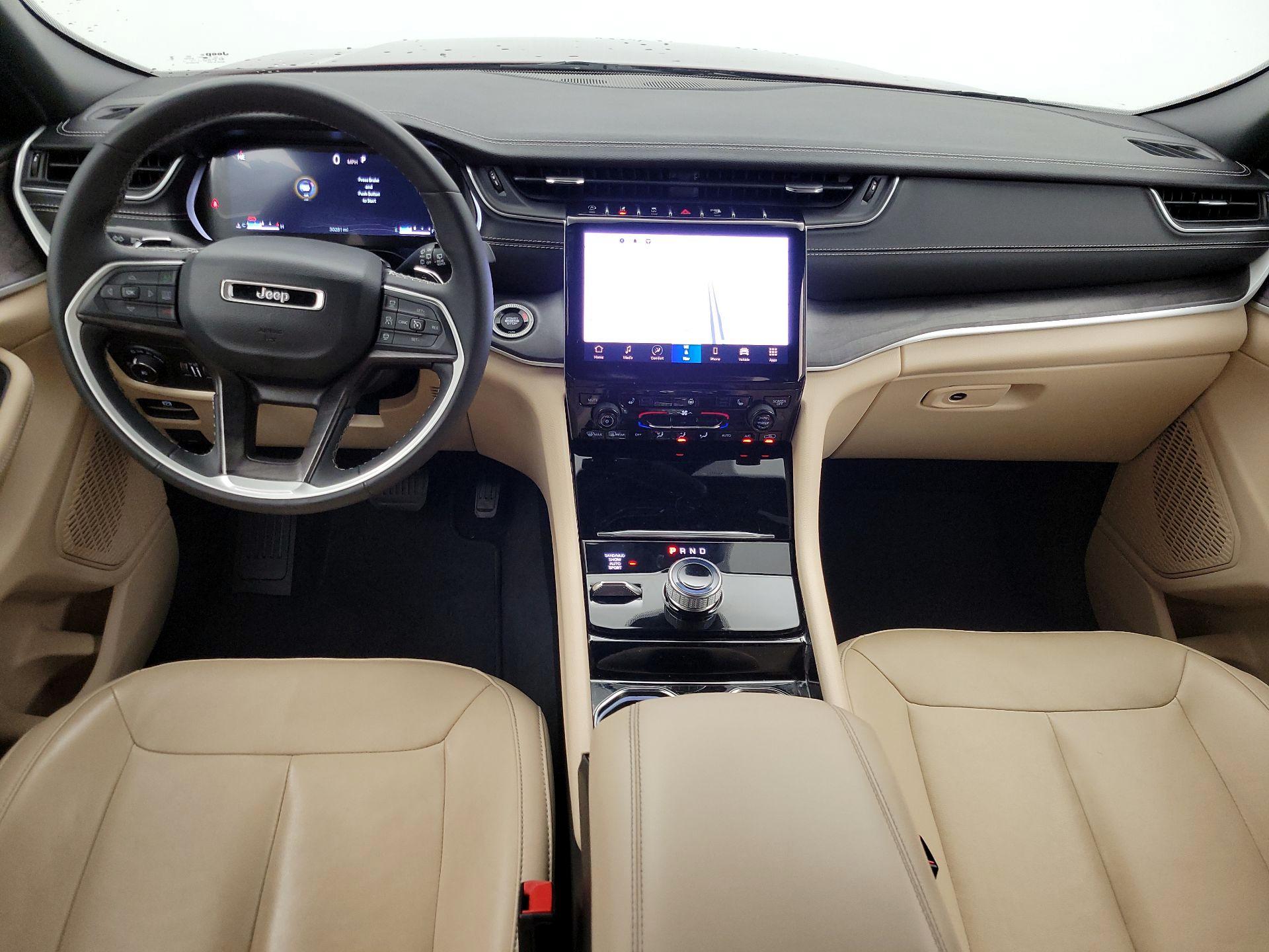 Thumbnail: 2023 Jeep Grand Cherokee - 9