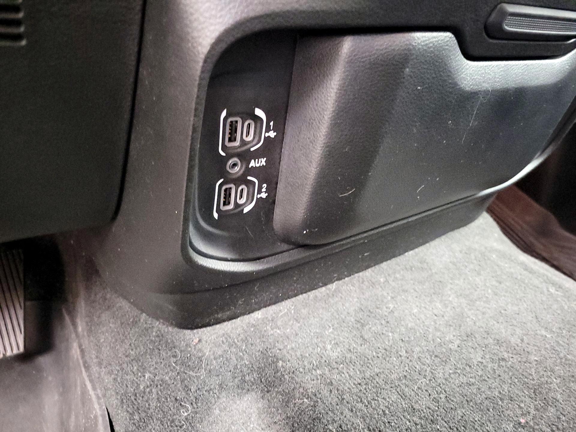 Thumbnail: 2021 RAM 1500 - 19