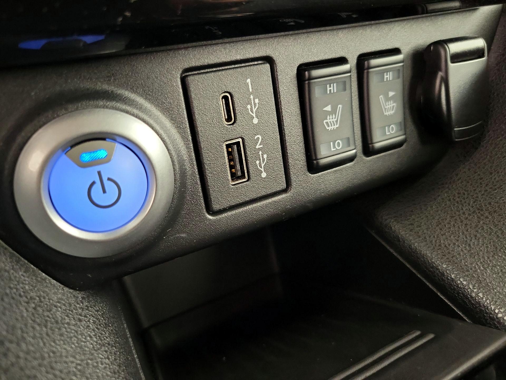 Thumbnail: 2023 Nissan Leaf - 19