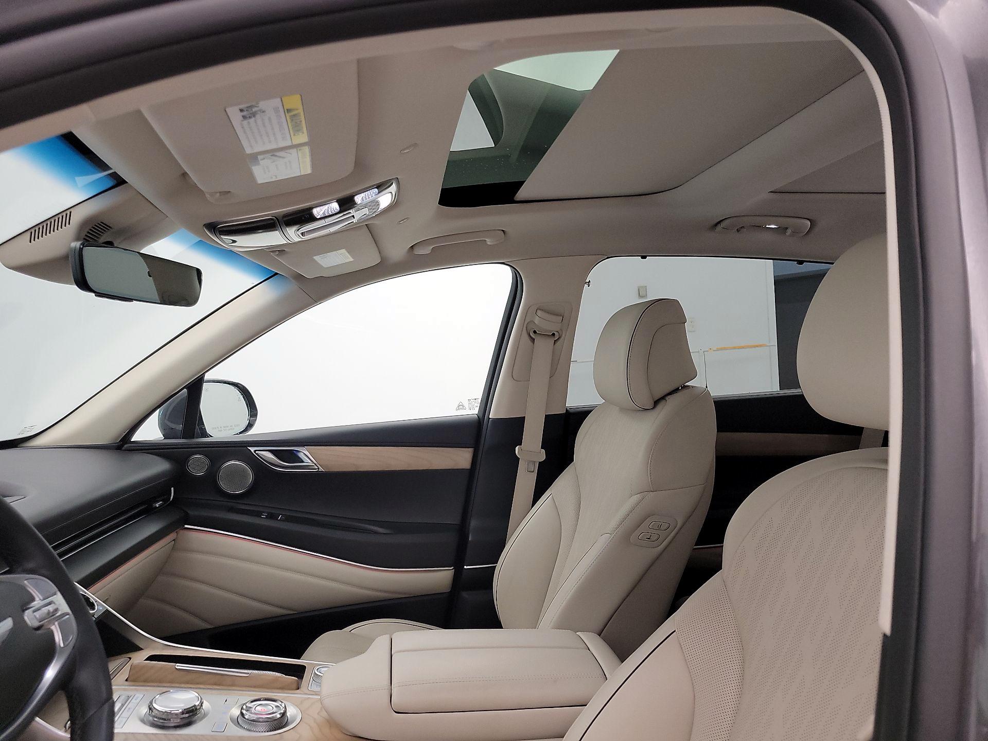 Thumbnail: 2023 Genesis GV80 - 20