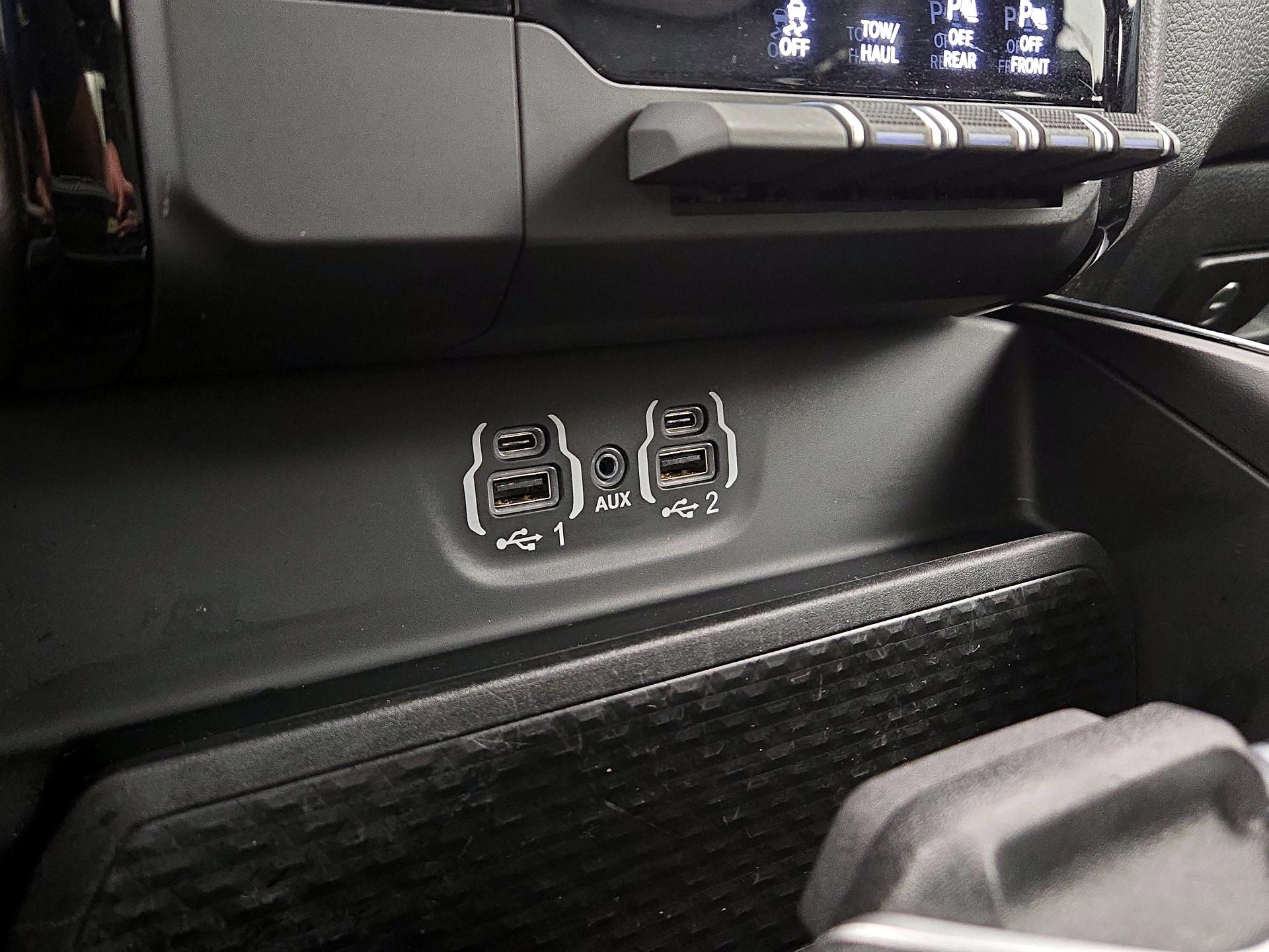 Thumbnail: 2023 RAM 1500 - 18