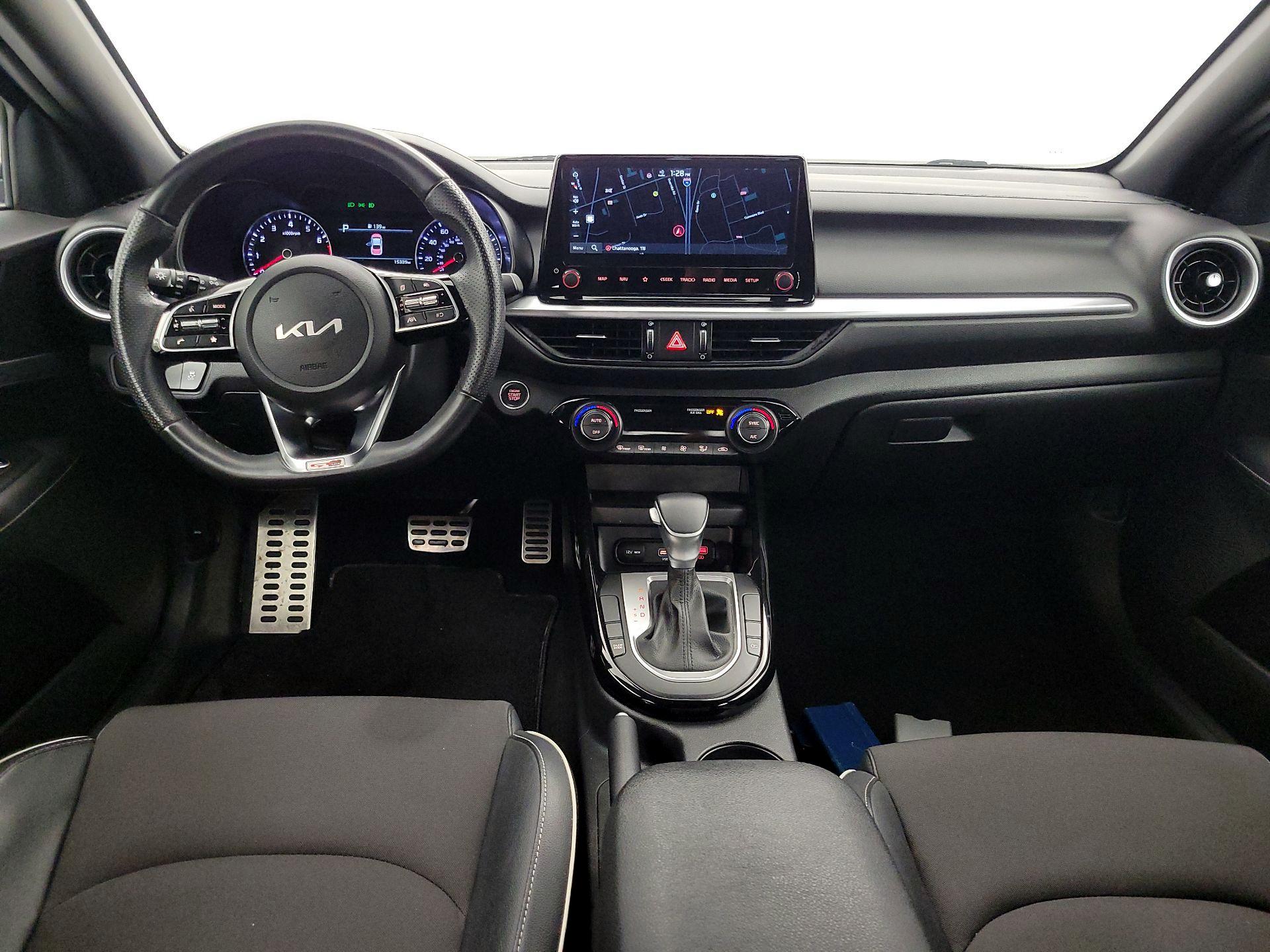 Thumbnail: 2023 Kia Forte - 9