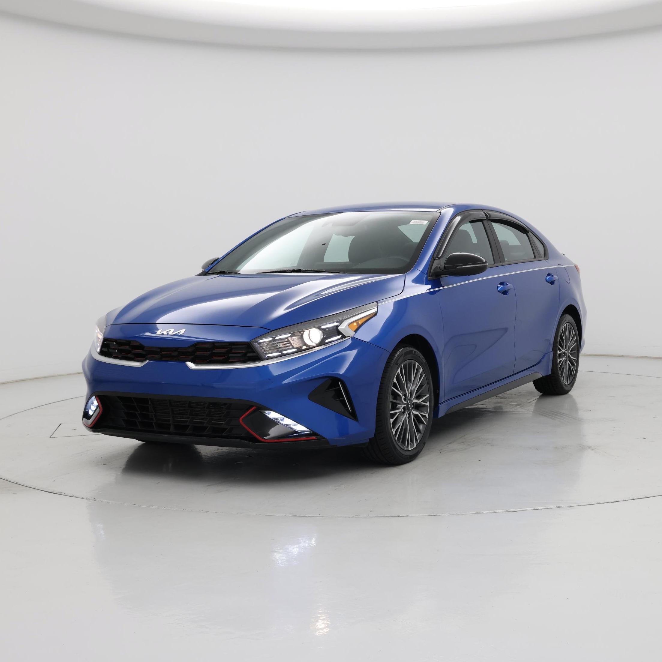 Thumbnail: 2023 Kia Forte - 4