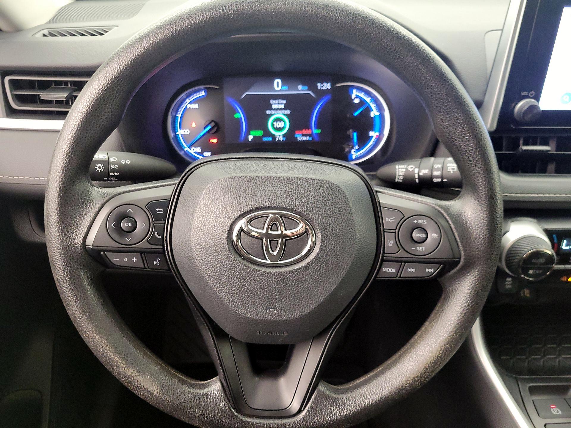Thumbnail: 2023 Toyota RAV4 - 10