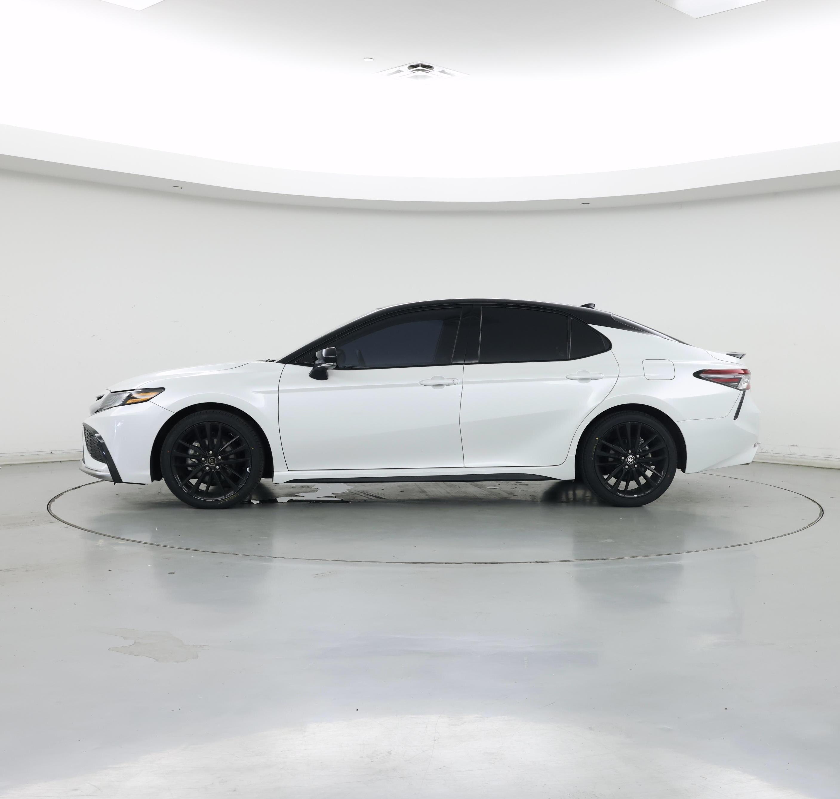 Thumbnail: 2024 Toyota Camry - 3