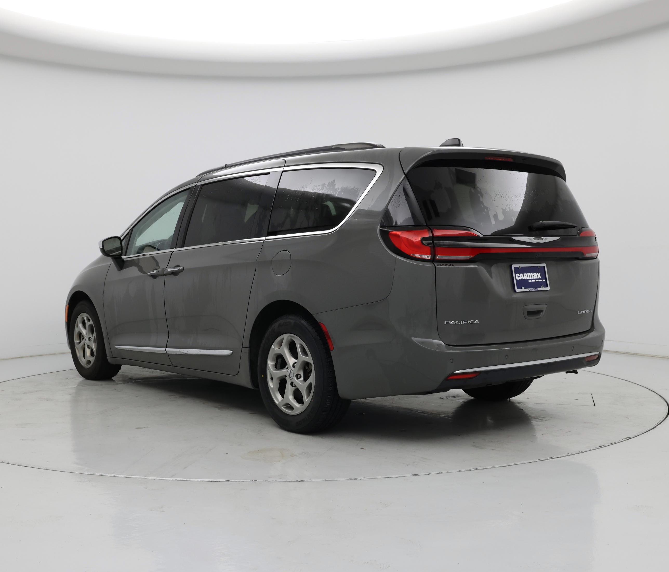 Thumbnail: 2023 Chrysler Pacifica - 2