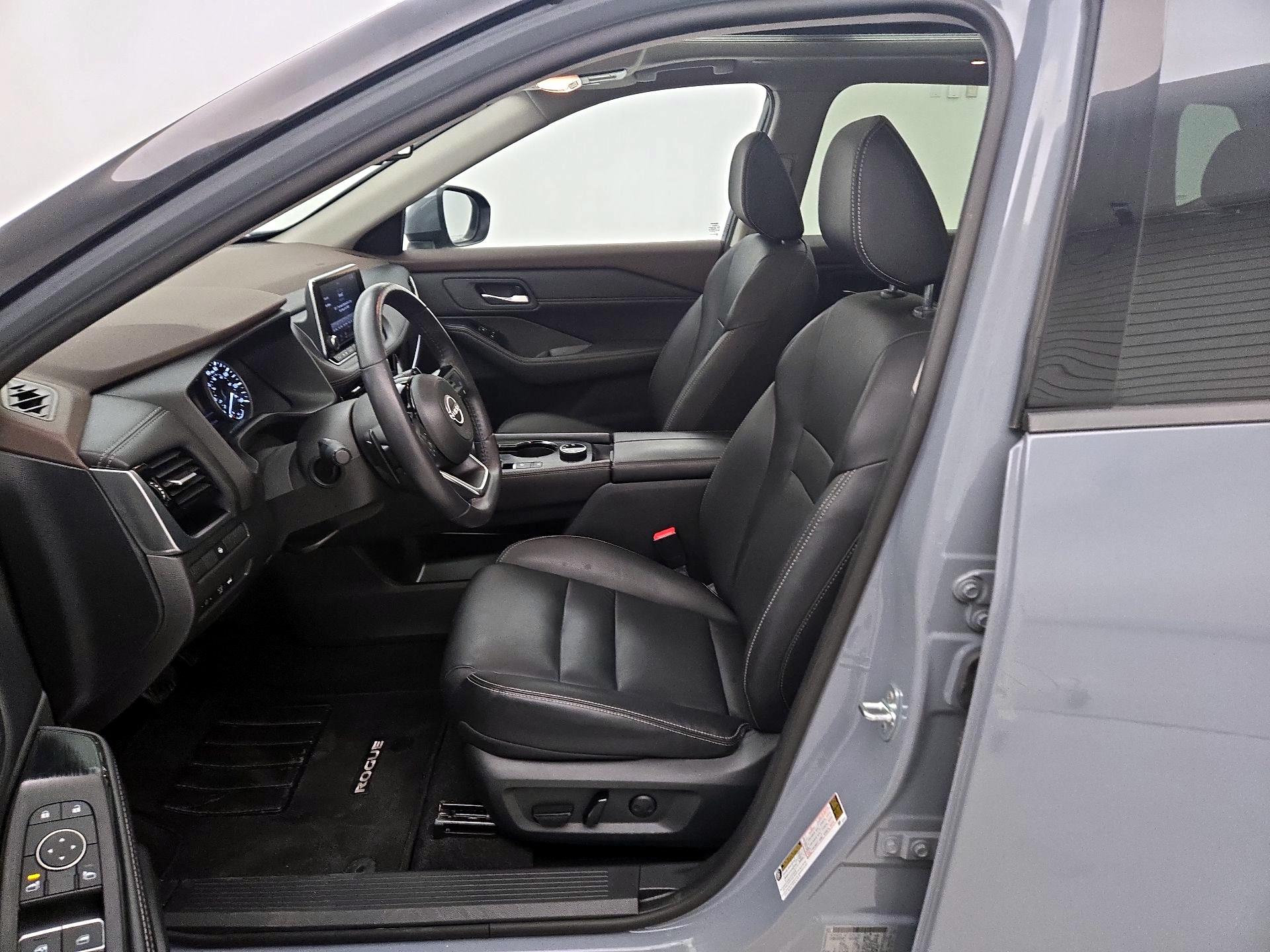 Thumbnail: 2023 Nissan Rogue - 11