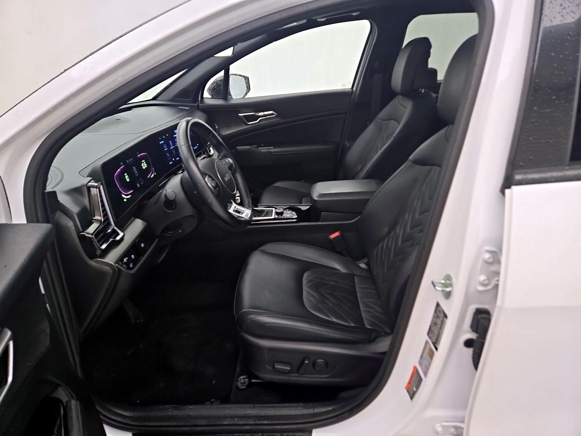 Thumbnail: 2023 Kia Sportage - 11