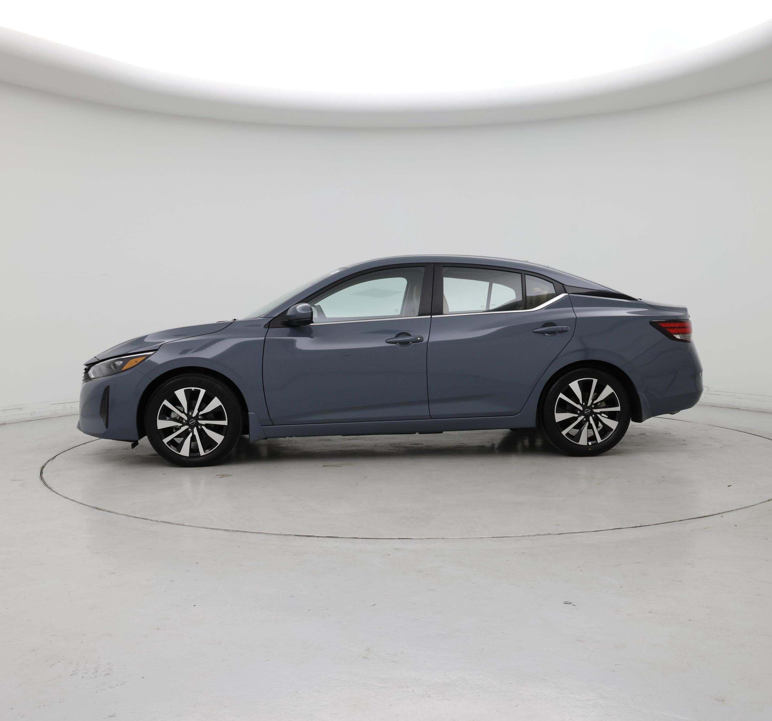 Thumbnail: 2025 Nissan Sentra - 3
