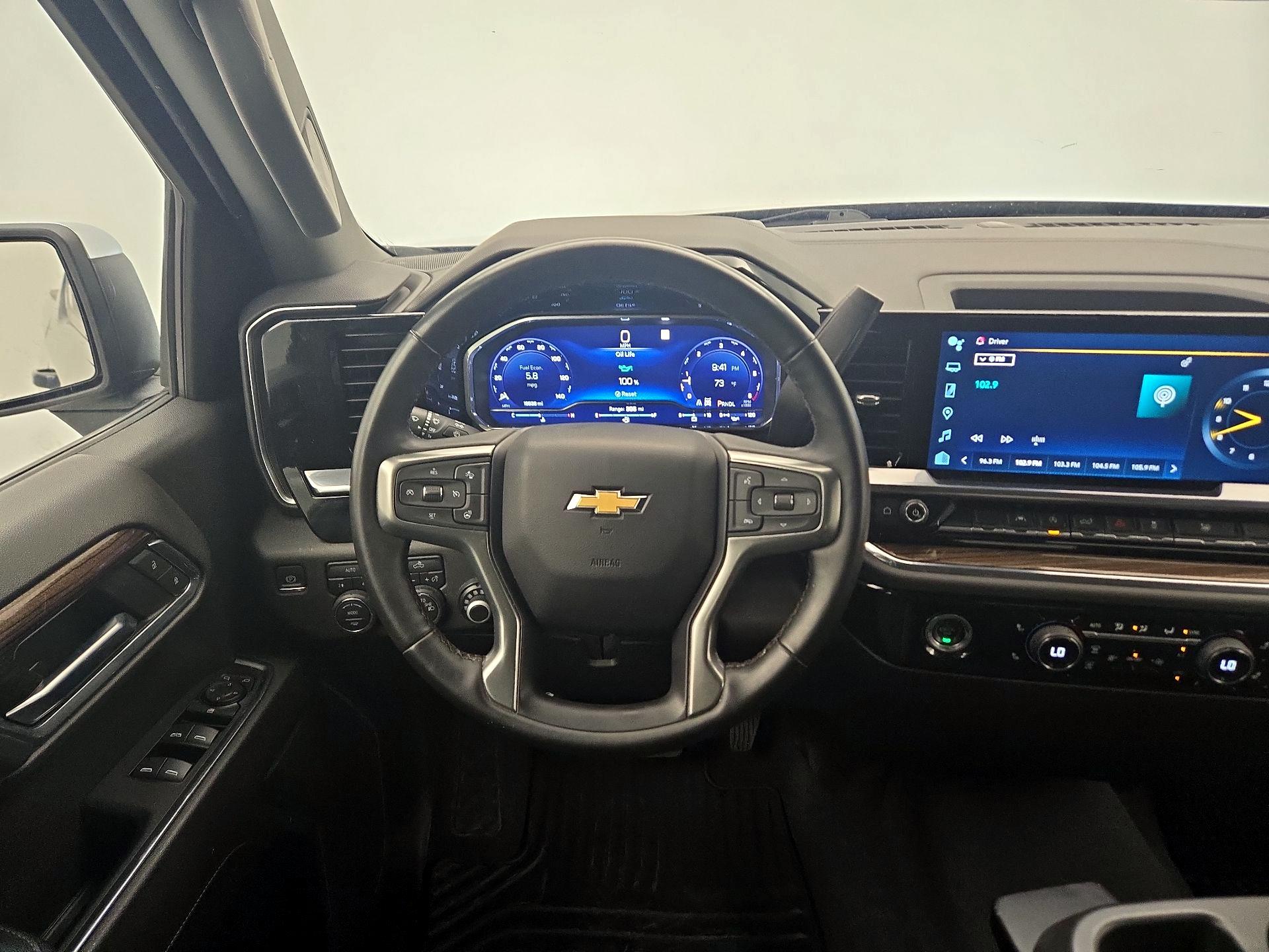 Thumbnail: 2023 Chevrolet Silverado 1500 - 10