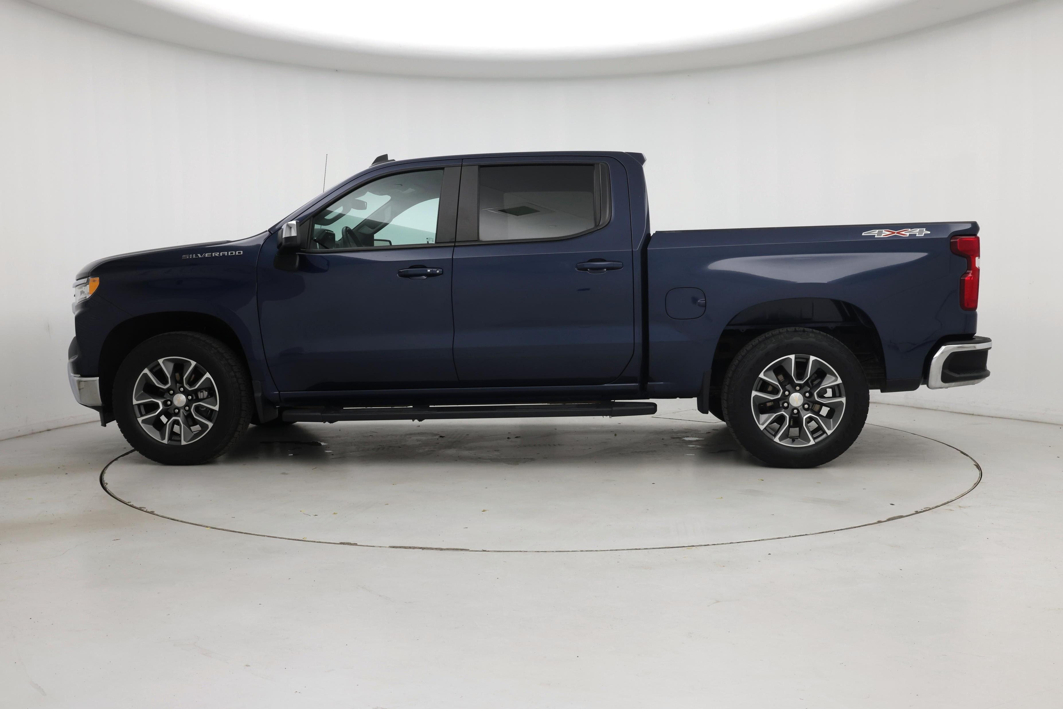 Thumbnail: 2023 Chevrolet Silverado 1500 - 3