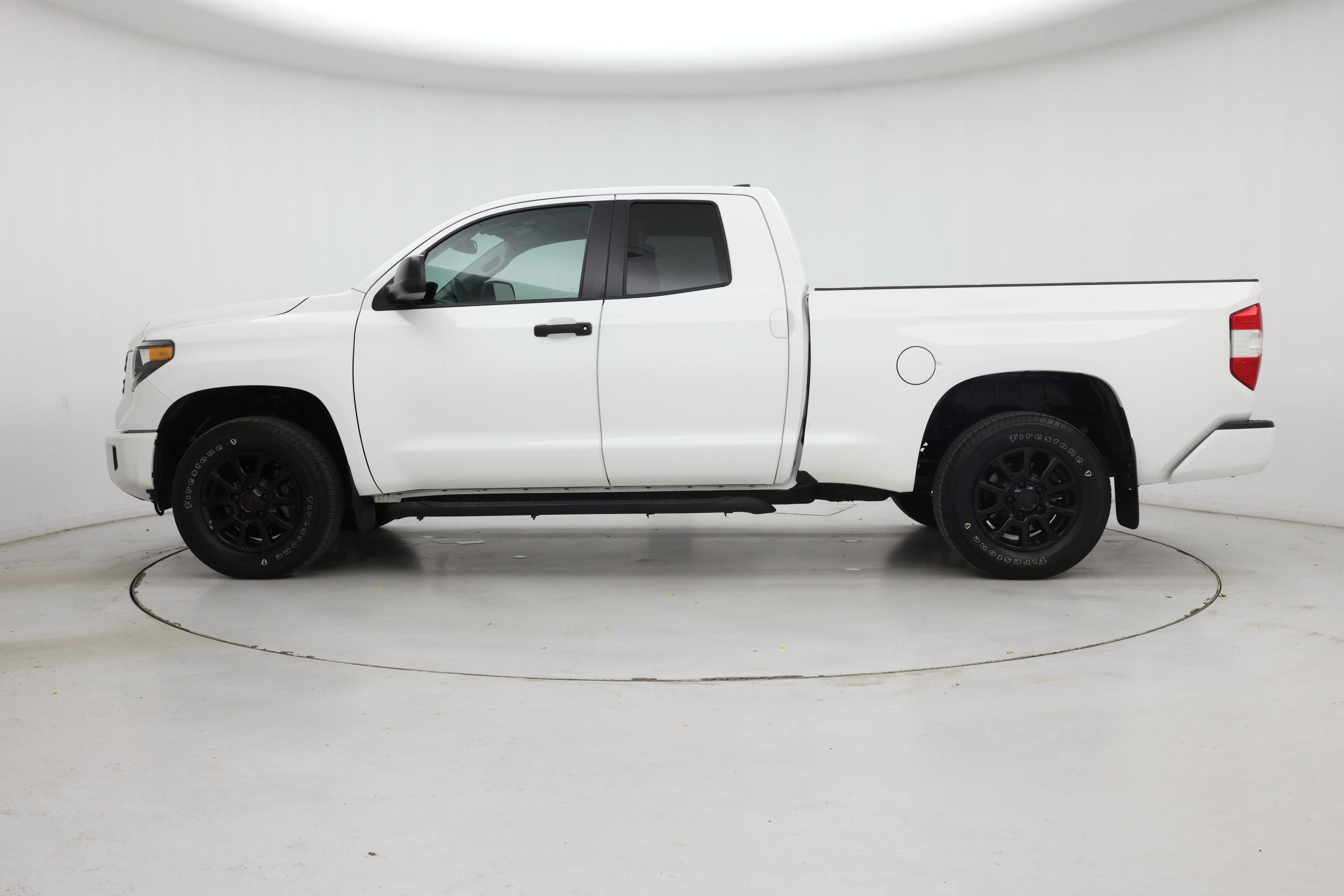Thumbnail: 2021 Toyota Tundra - 3