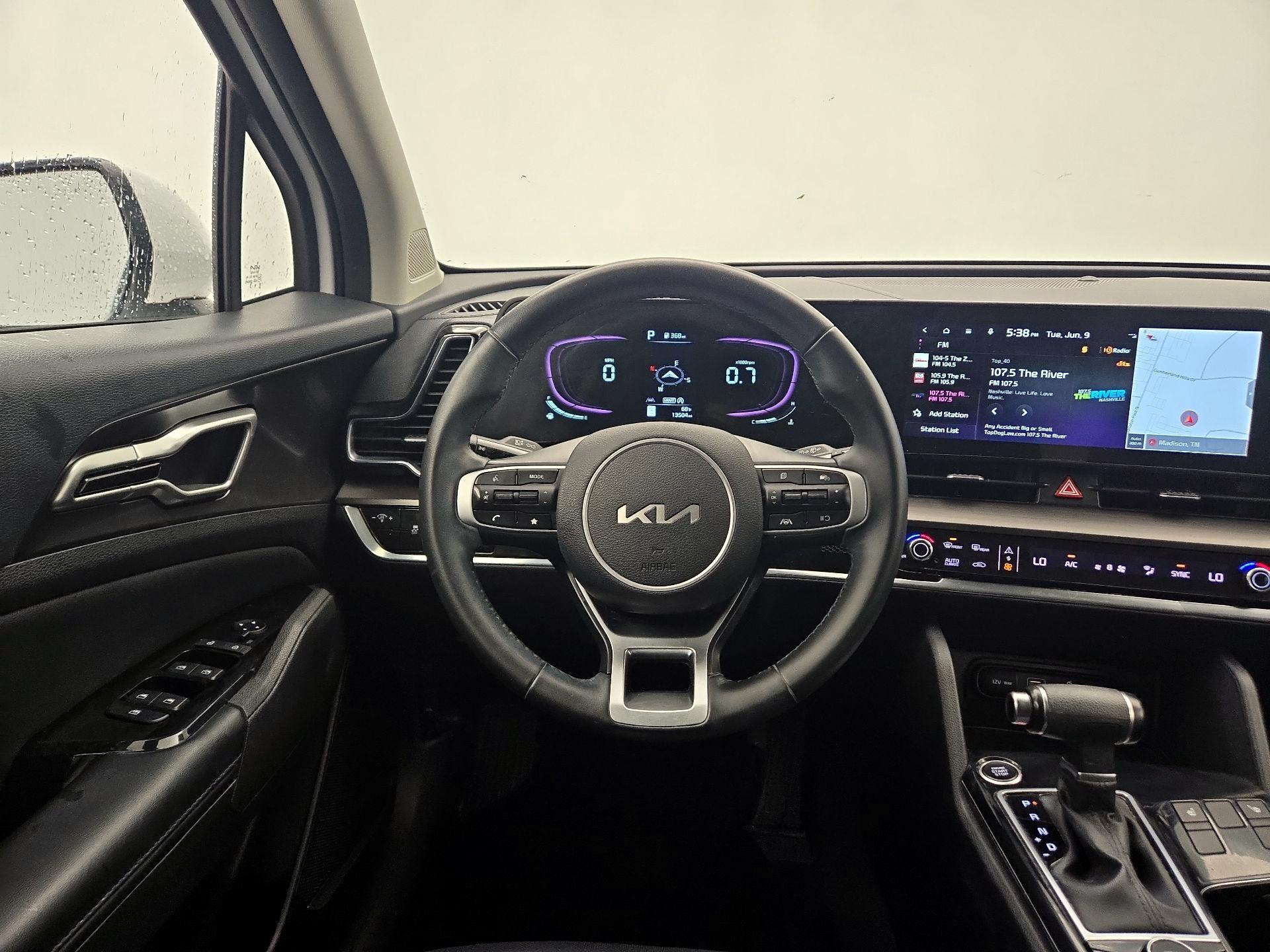 Thumbnail: 2023 Kia Sportage - 10
