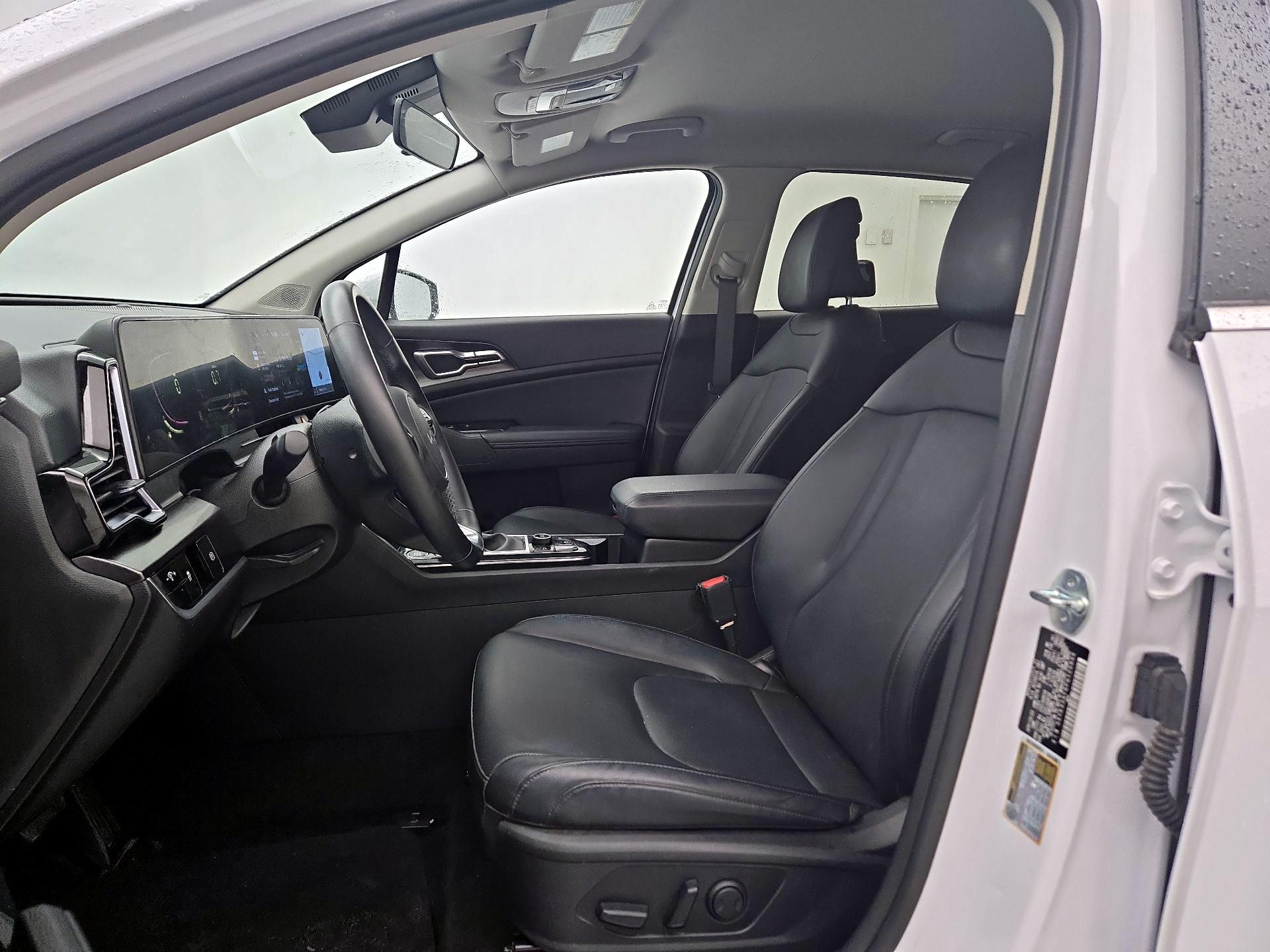 Thumbnail: 2023 Kia Sportage - 11