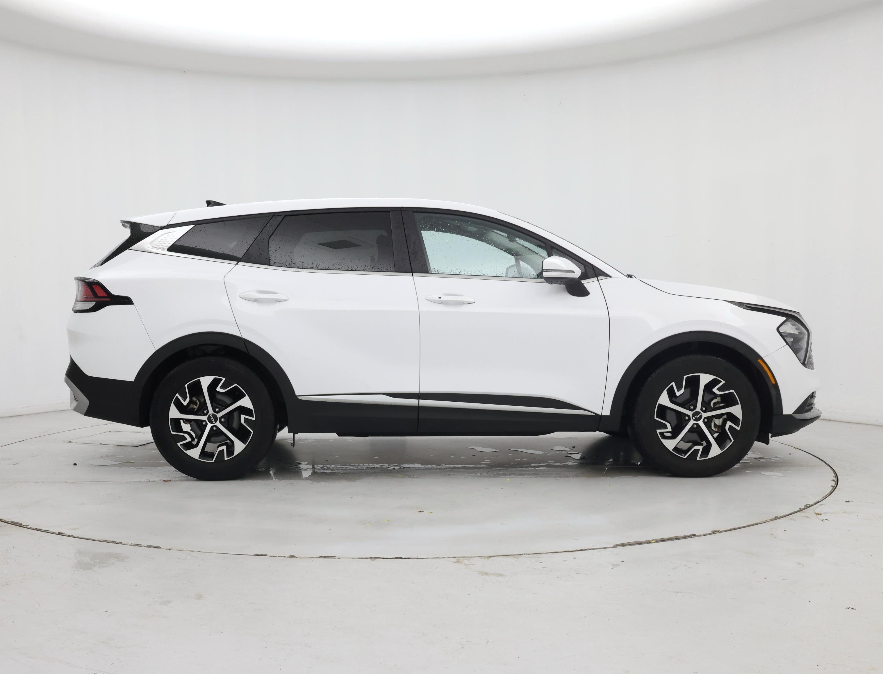 Thumbnail: 2023 Kia Sportage - 7