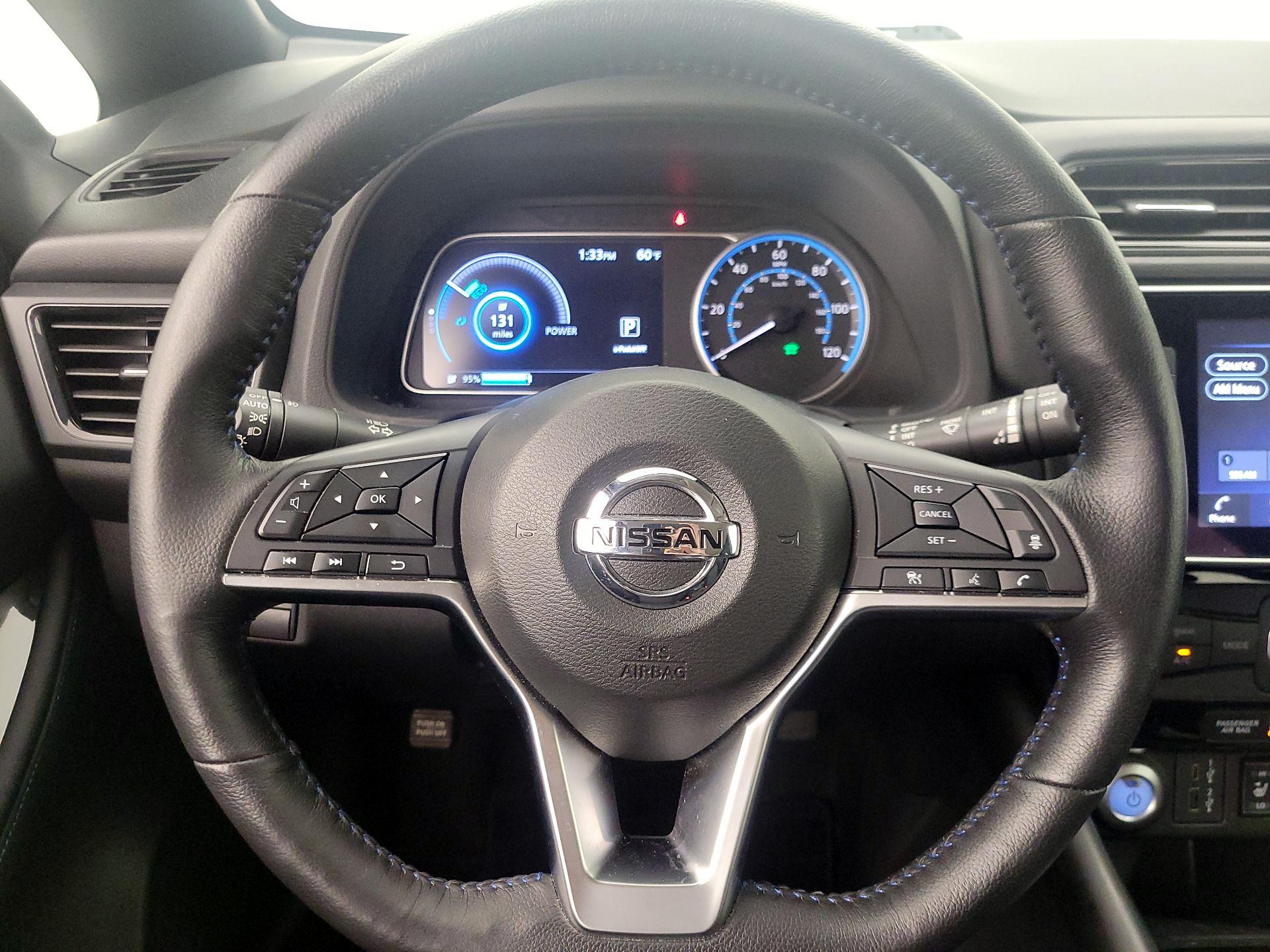 Thumbnail: 2022 Nissan Leaf - 10