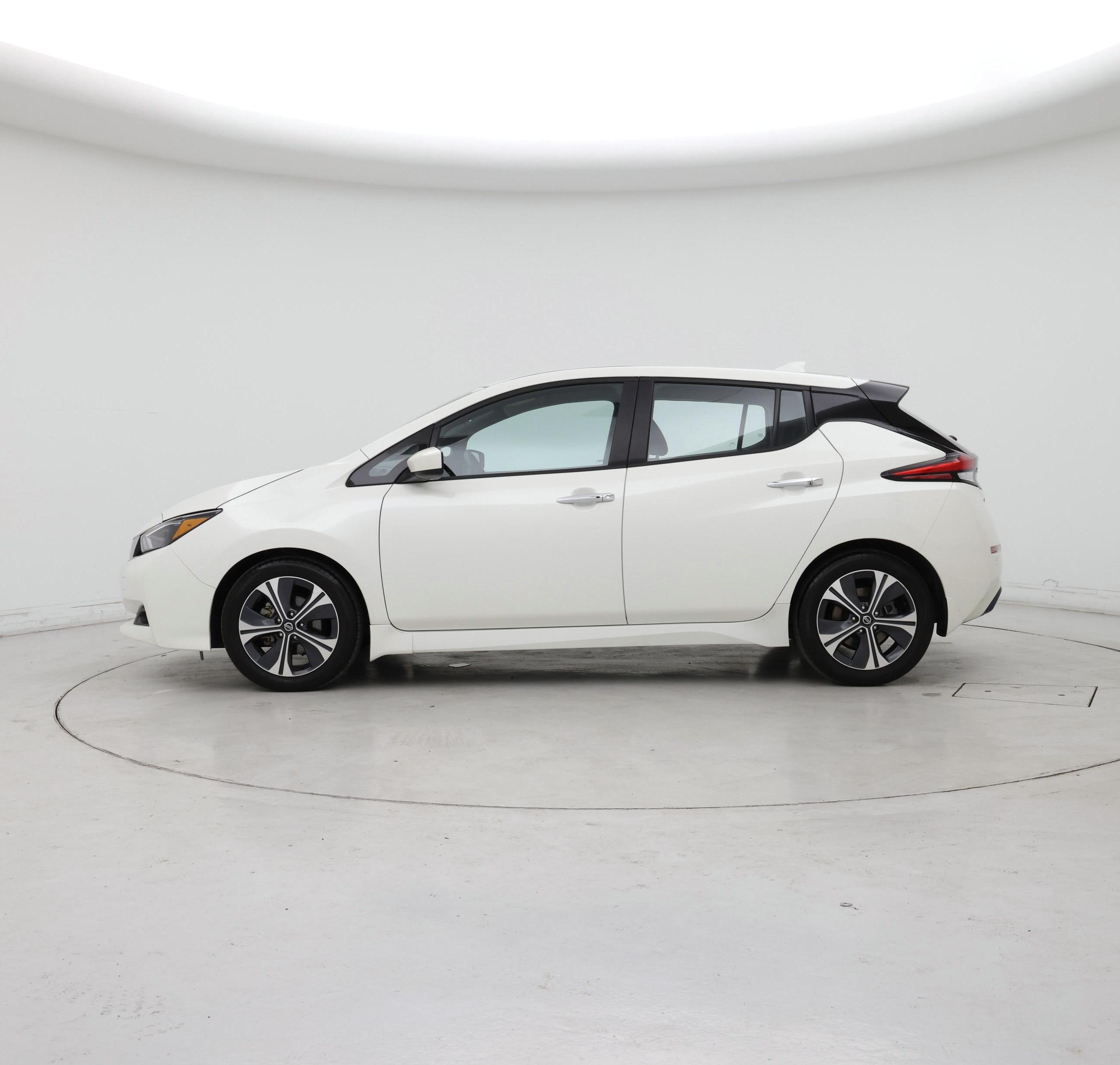 Thumbnail: 2022 Nissan Leaf - 3