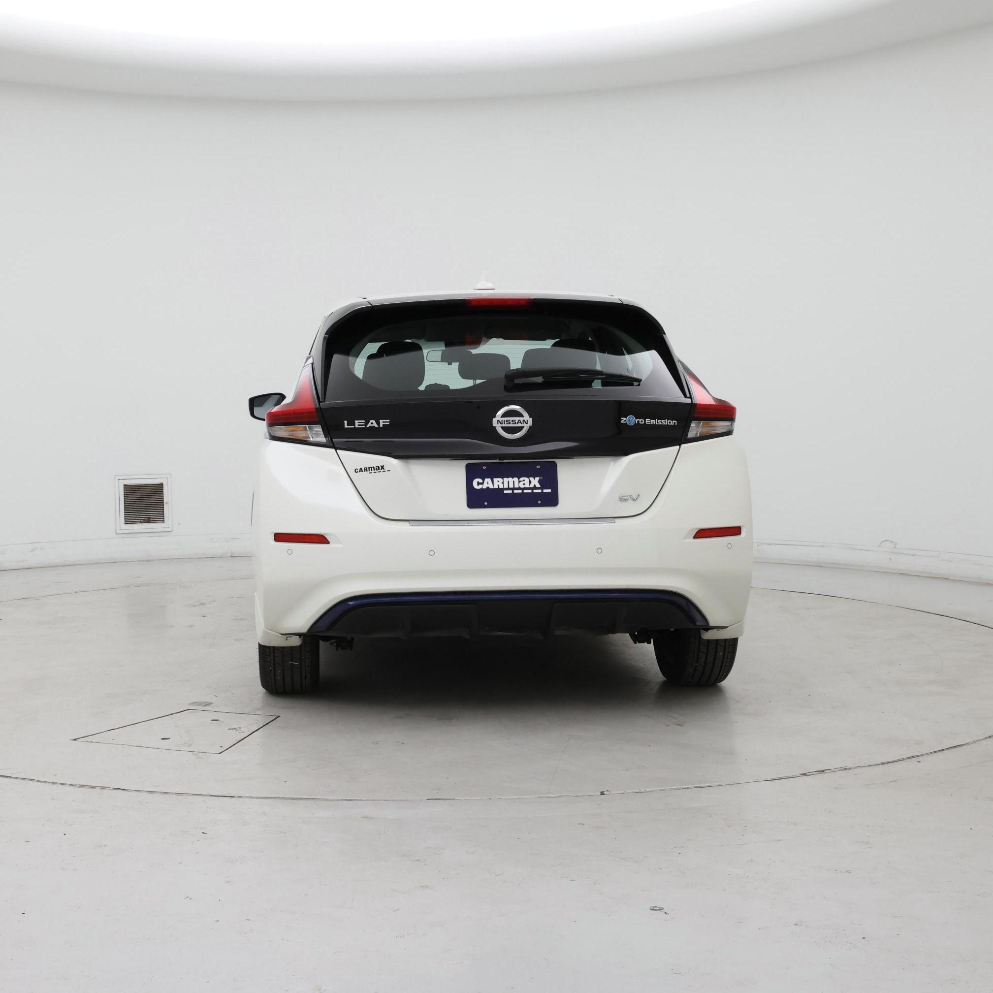 Thumbnail: 2022 Nissan Leaf - 6