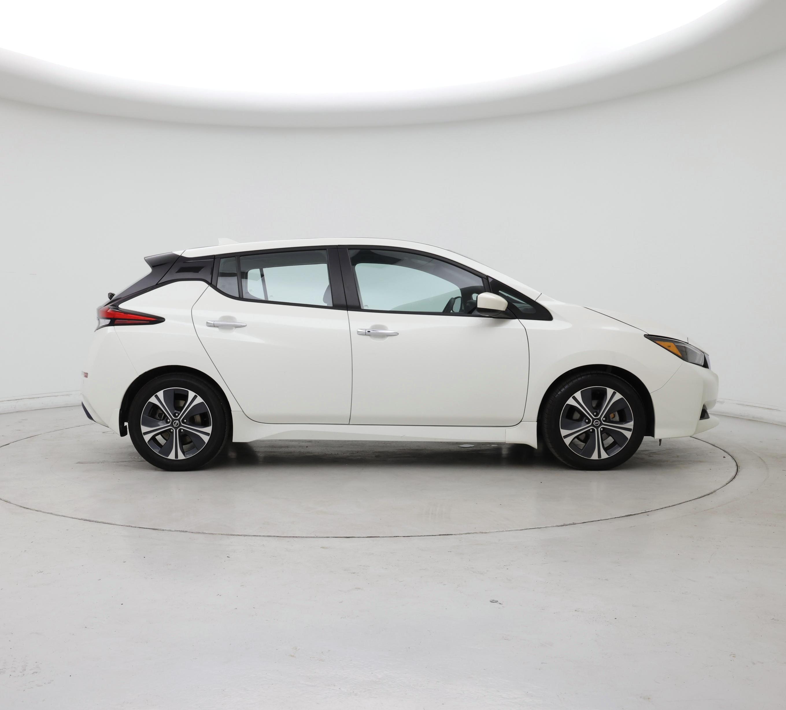 Thumbnail: 2022 Nissan Leaf - 7