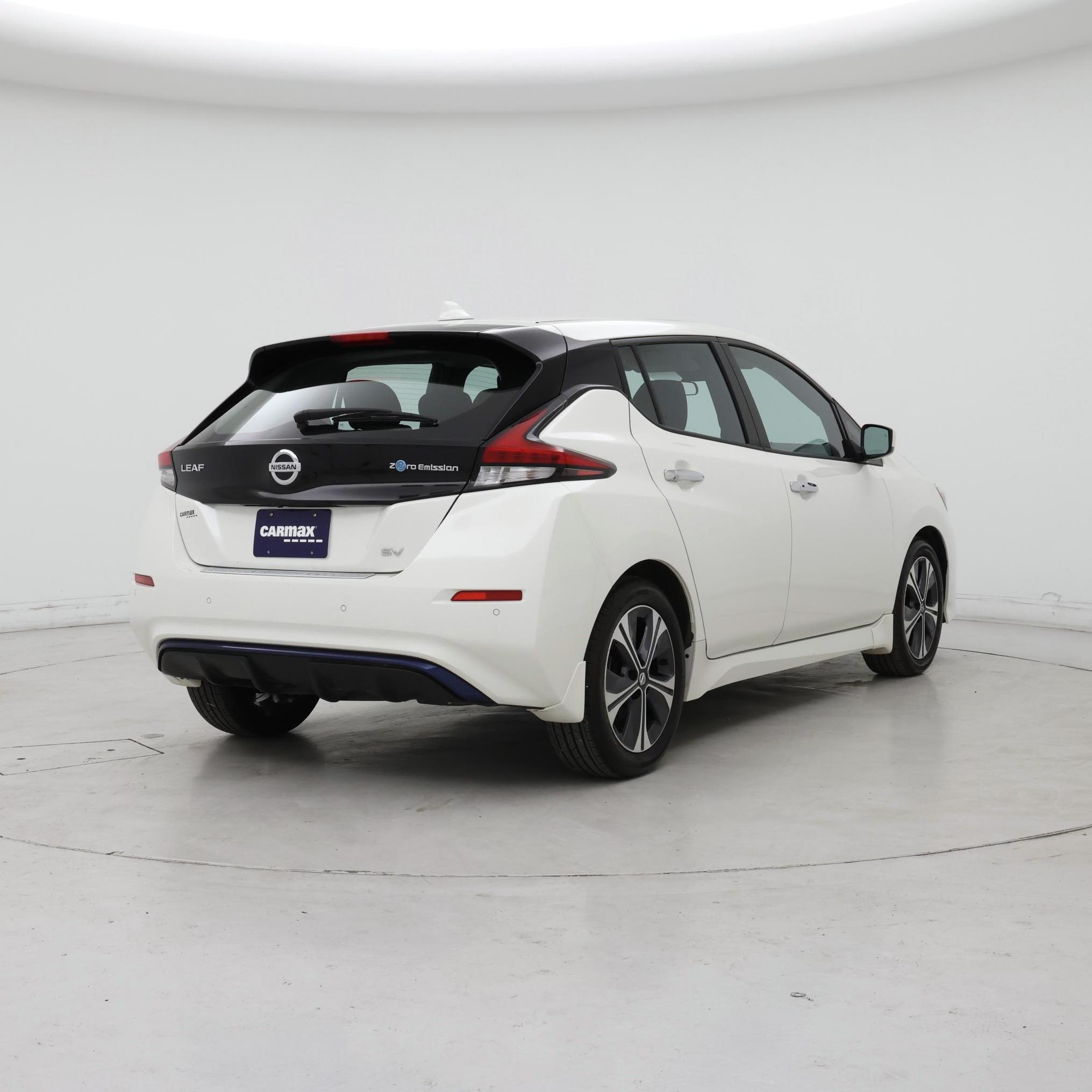 Thumbnail: 2022 Nissan Leaf - 8