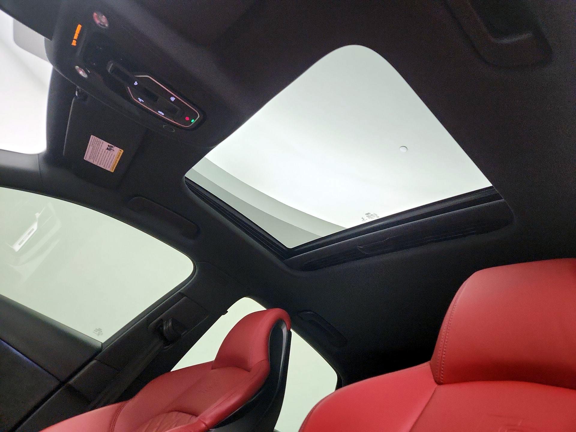 Thumbnail: 2020 Audi S4 - 19