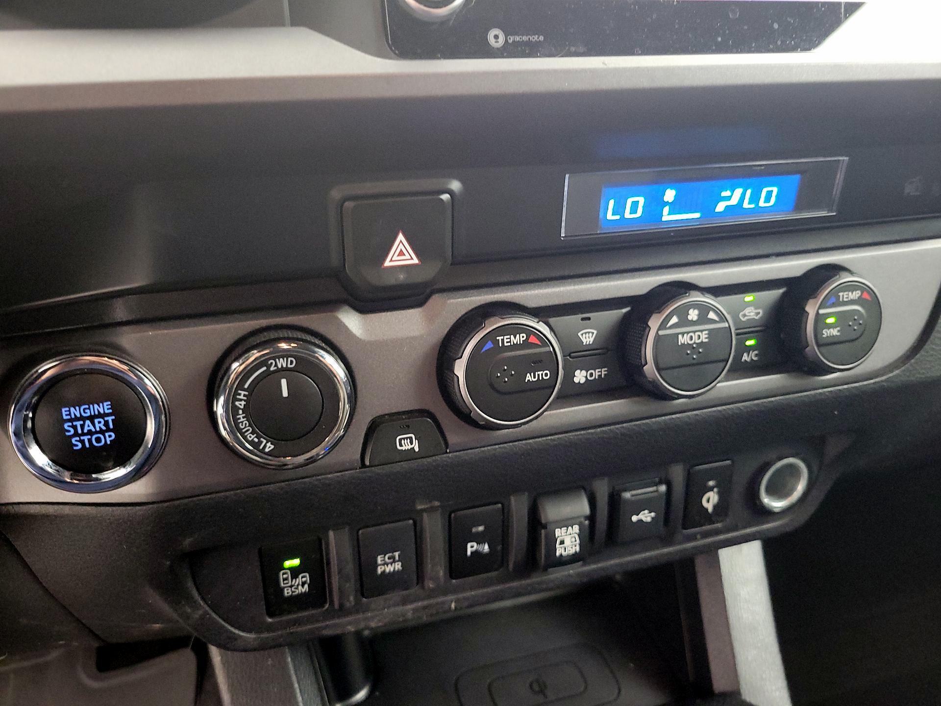Thumbnail: 2021 Toyota Tacoma - 16