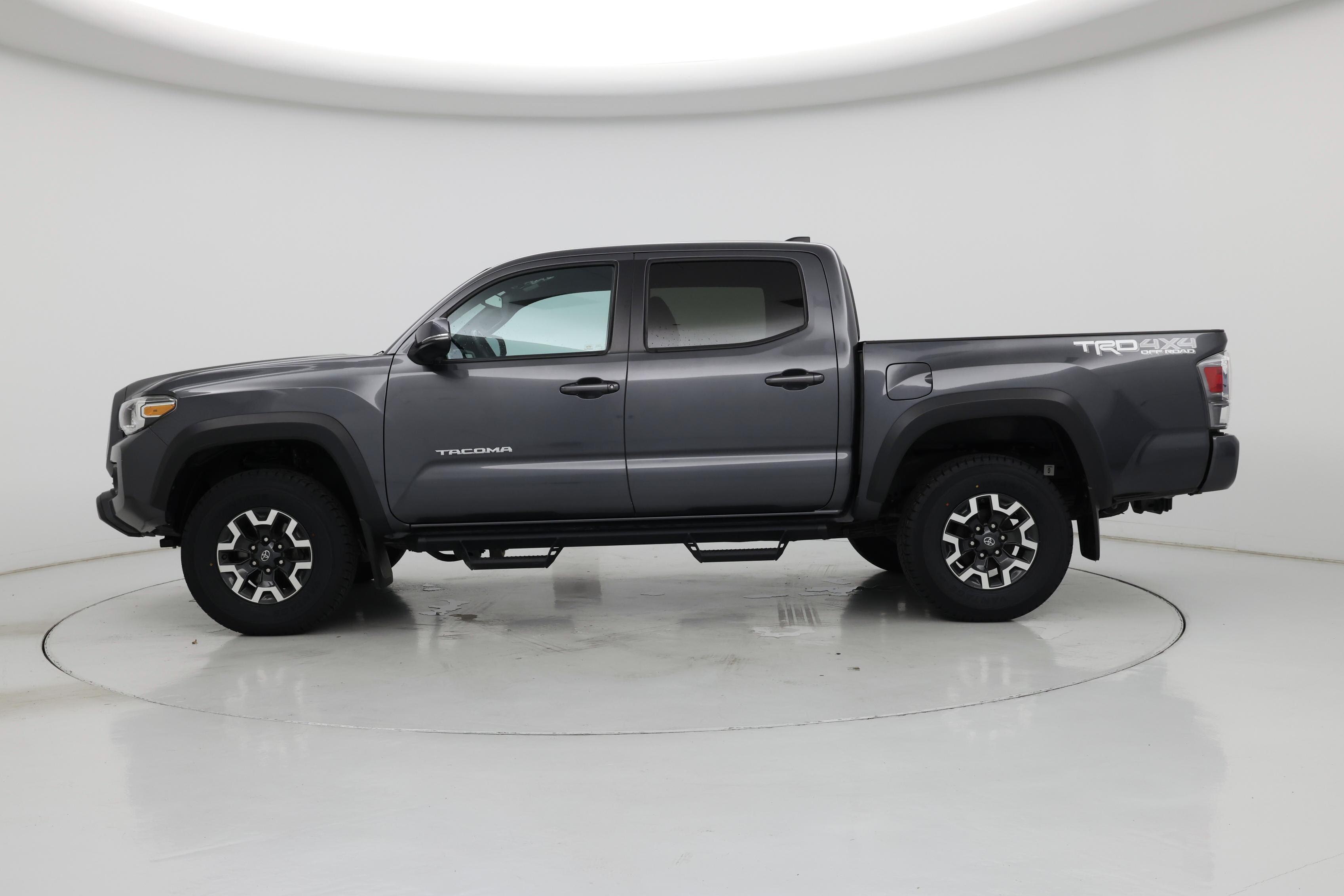 Thumbnail: 2021 Toyota Tacoma - 3