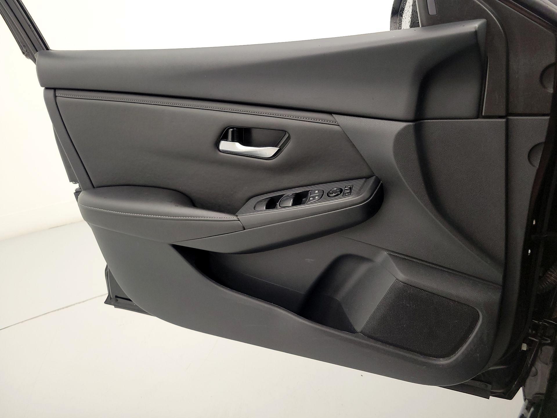 Thumbnail: 2025 Nissan Sentra - 12