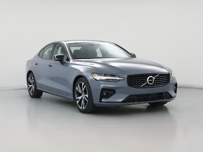 2022 Volvo S60 B5 R-Design