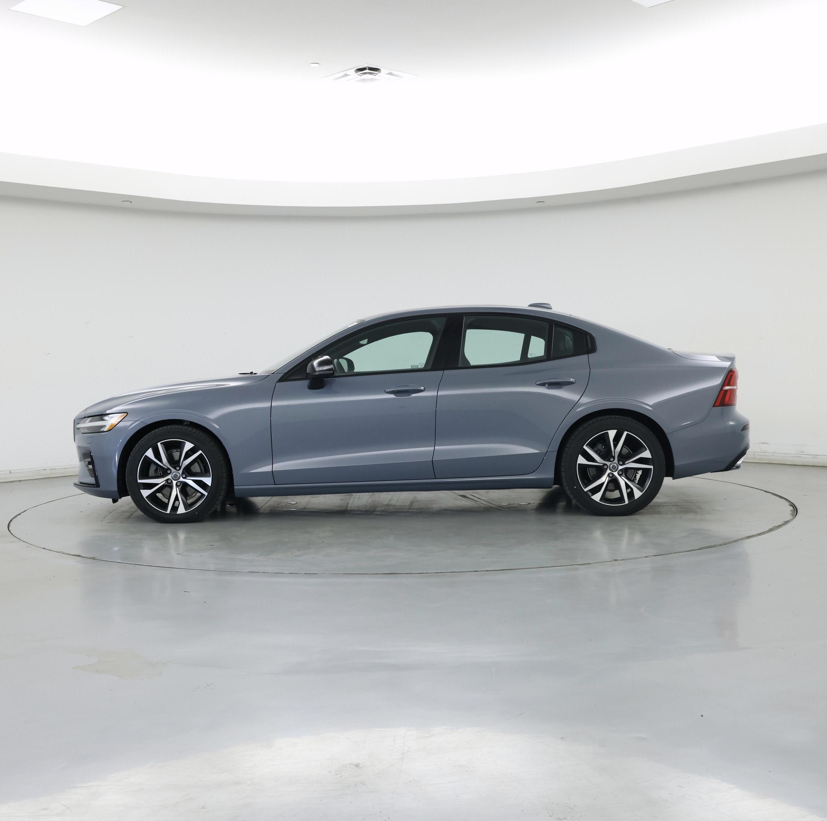 Thumbnail: 2022 Volvo S60 - 3