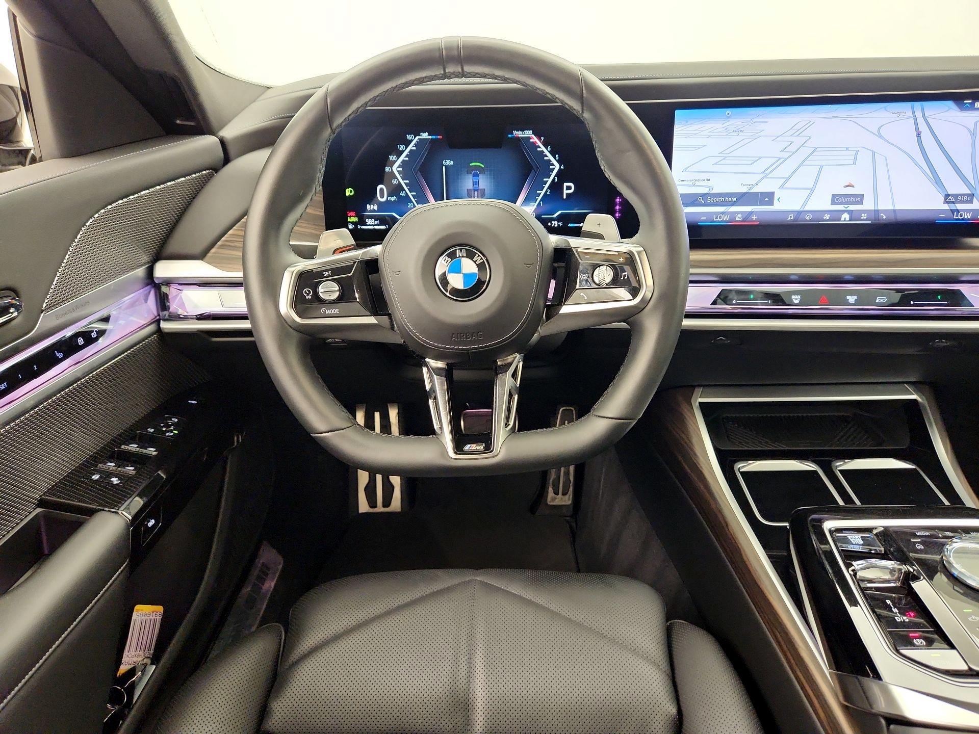 Thumbnail: 2023 BMW 7 Series - 10