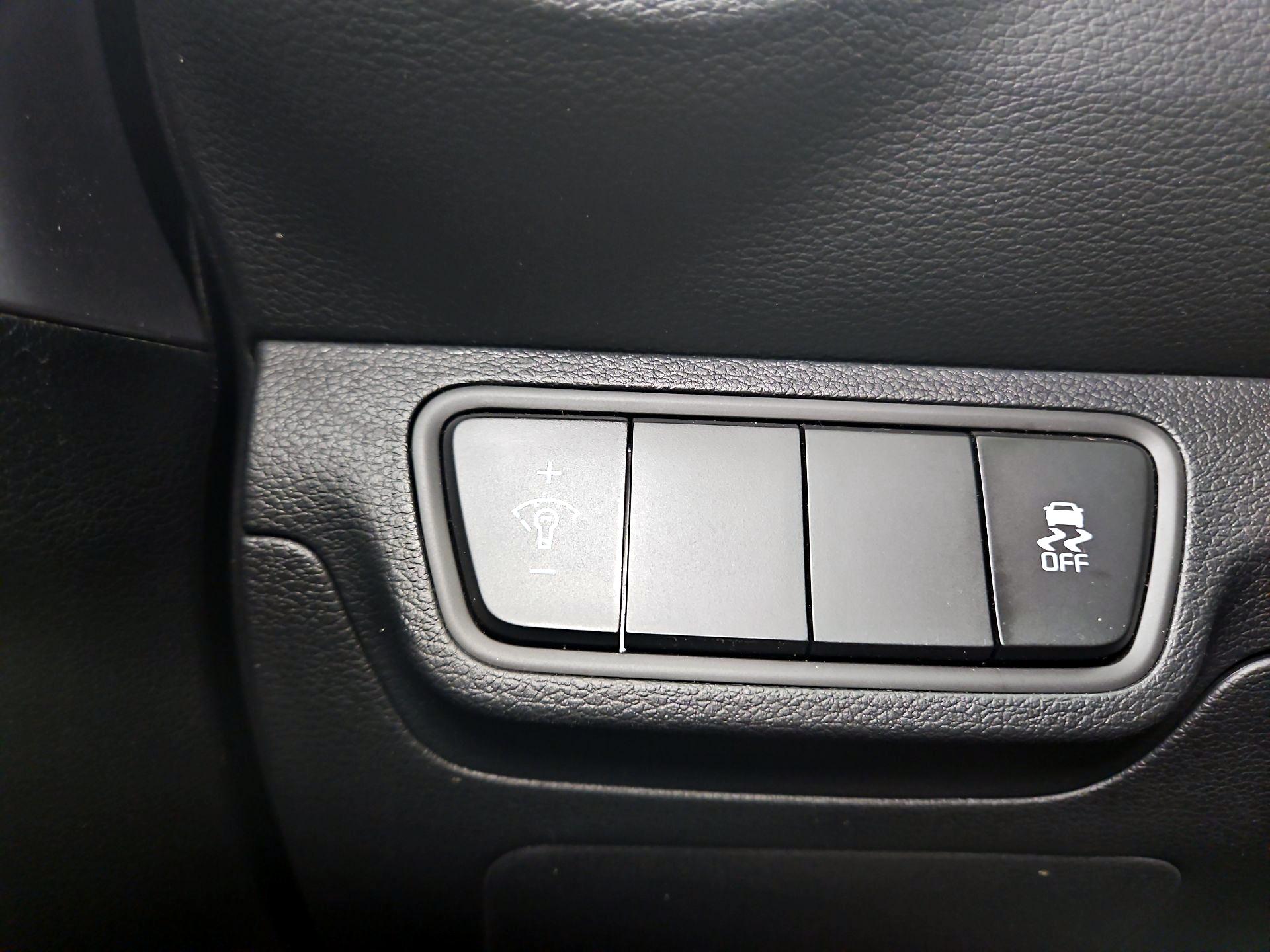 Thumbnail: 2024 Kia Forte - 13