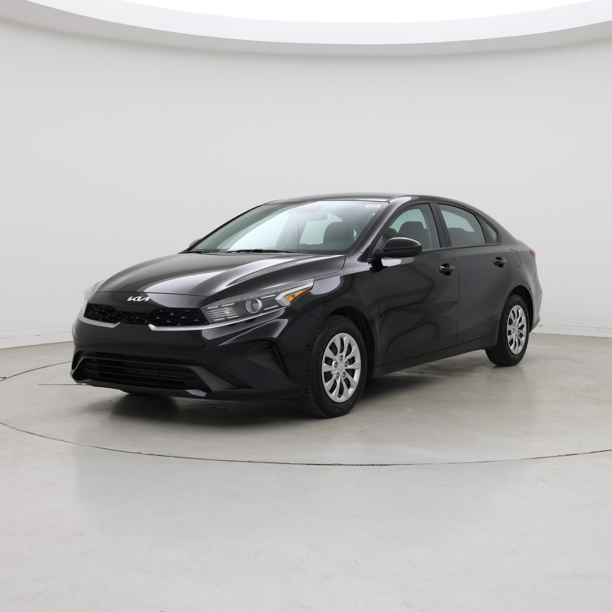 Thumbnail: 2024 Kia Forte - 4