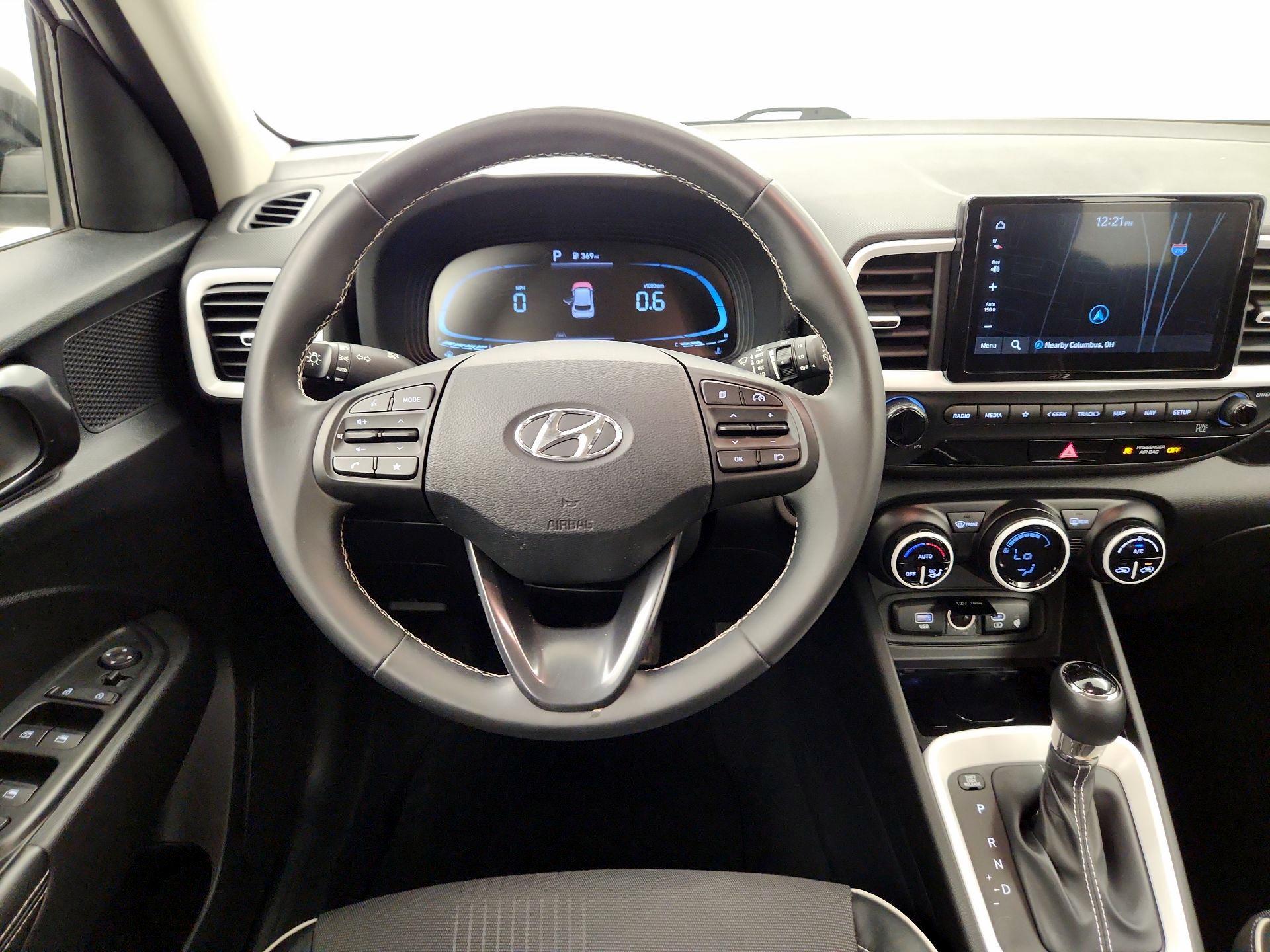 Thumbnail: 2023 Hyundai Venue - 10