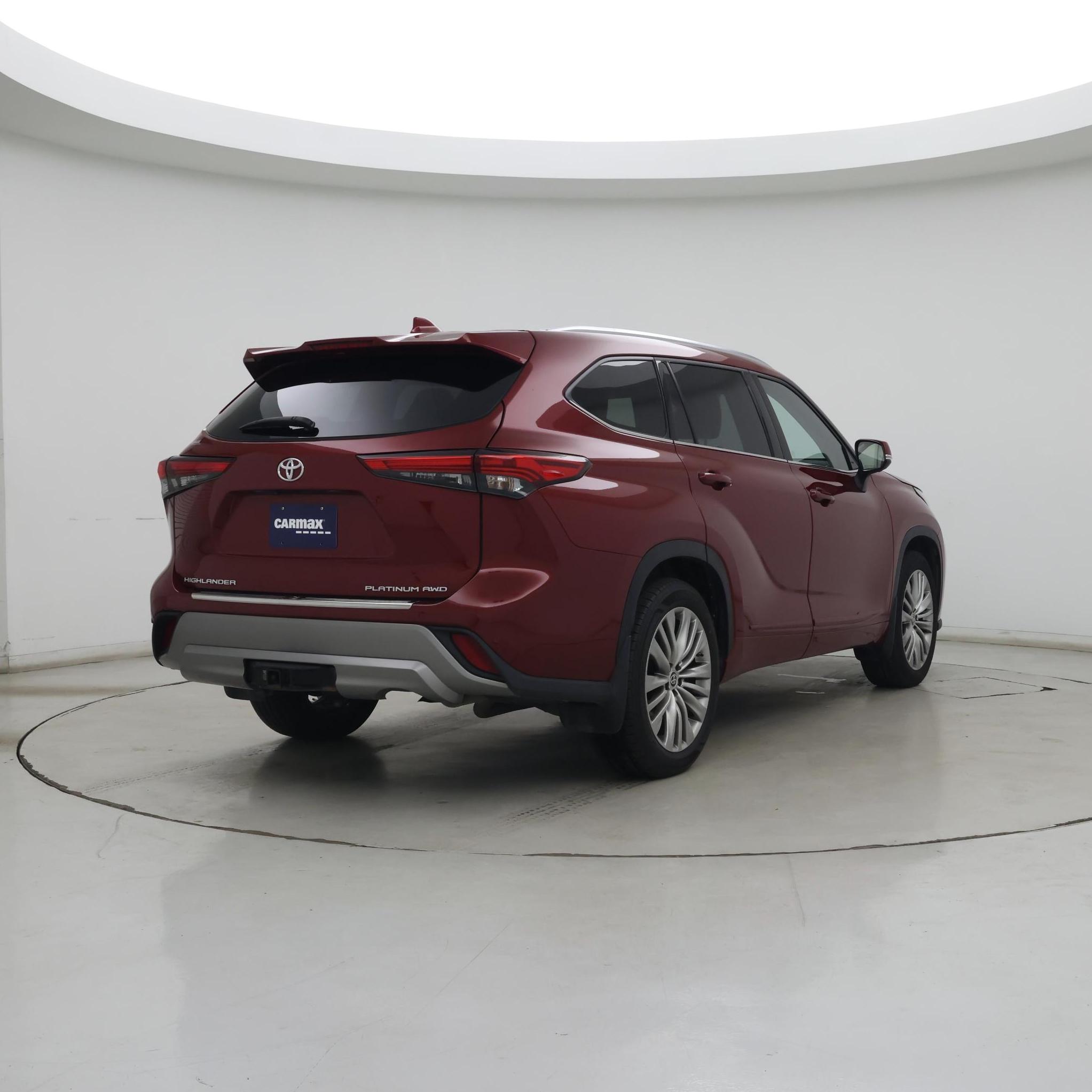 Thumbnail: 2022 Toyota Highlander - 8