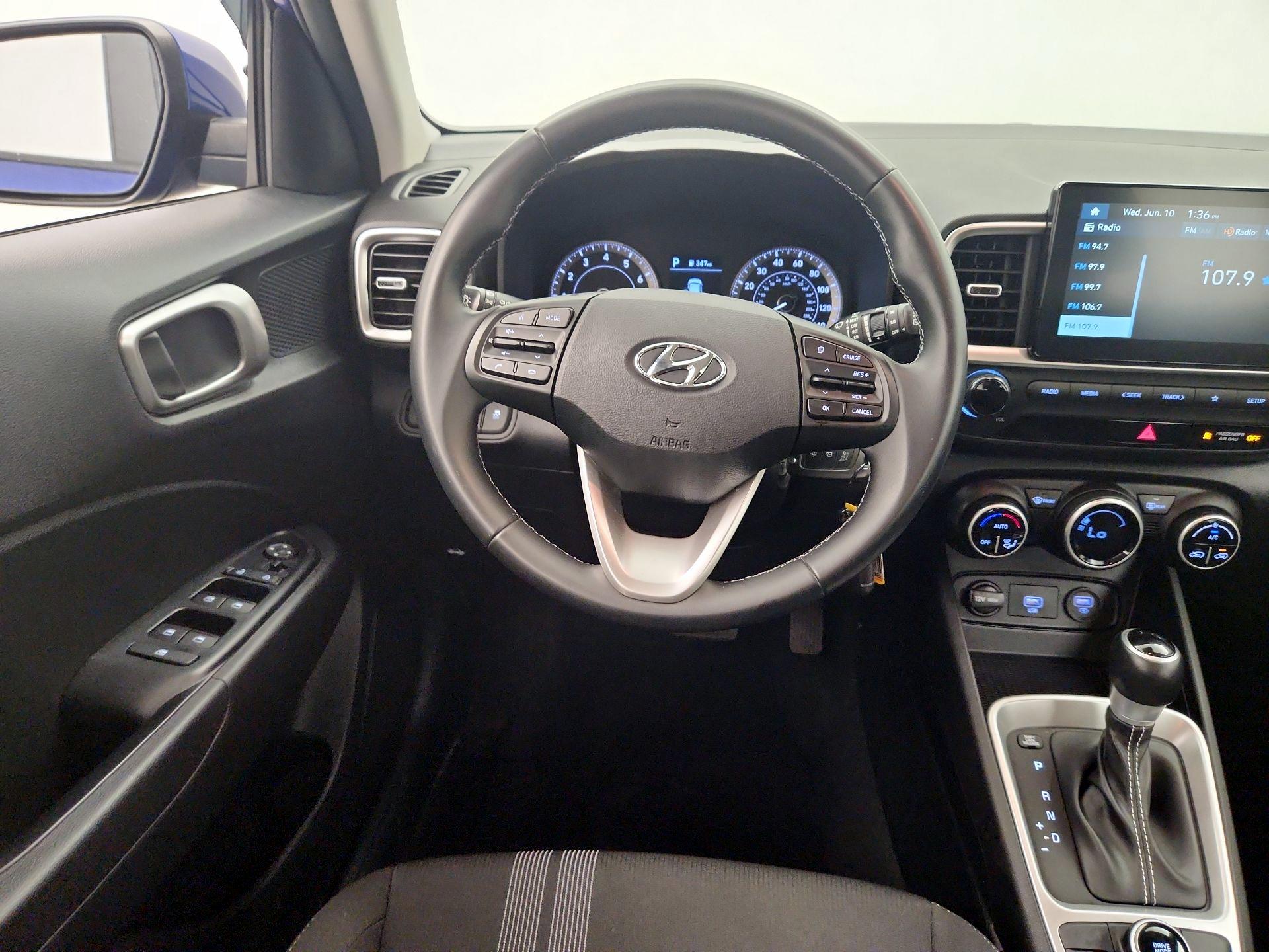 Thumbnail: 2021 Hyundai Venue - 10