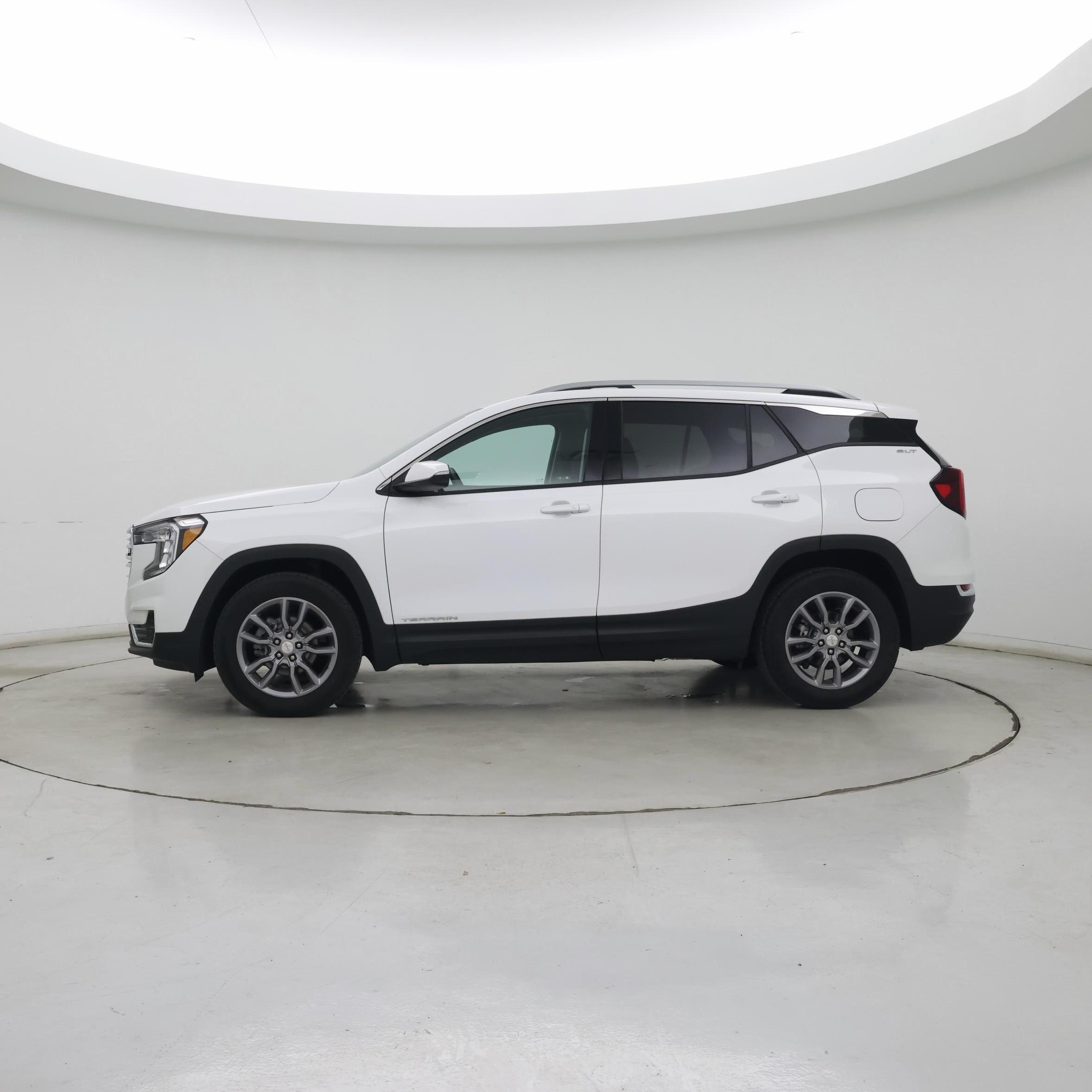 Thumbnail: 2024 GMC Terrain - 3