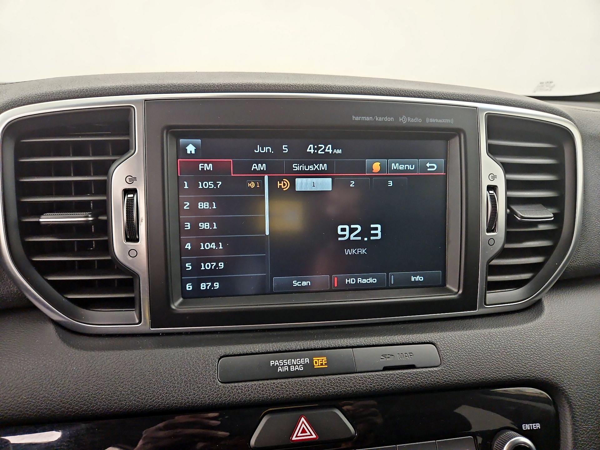Thumbnail: 2017 Kia Sportage - 16